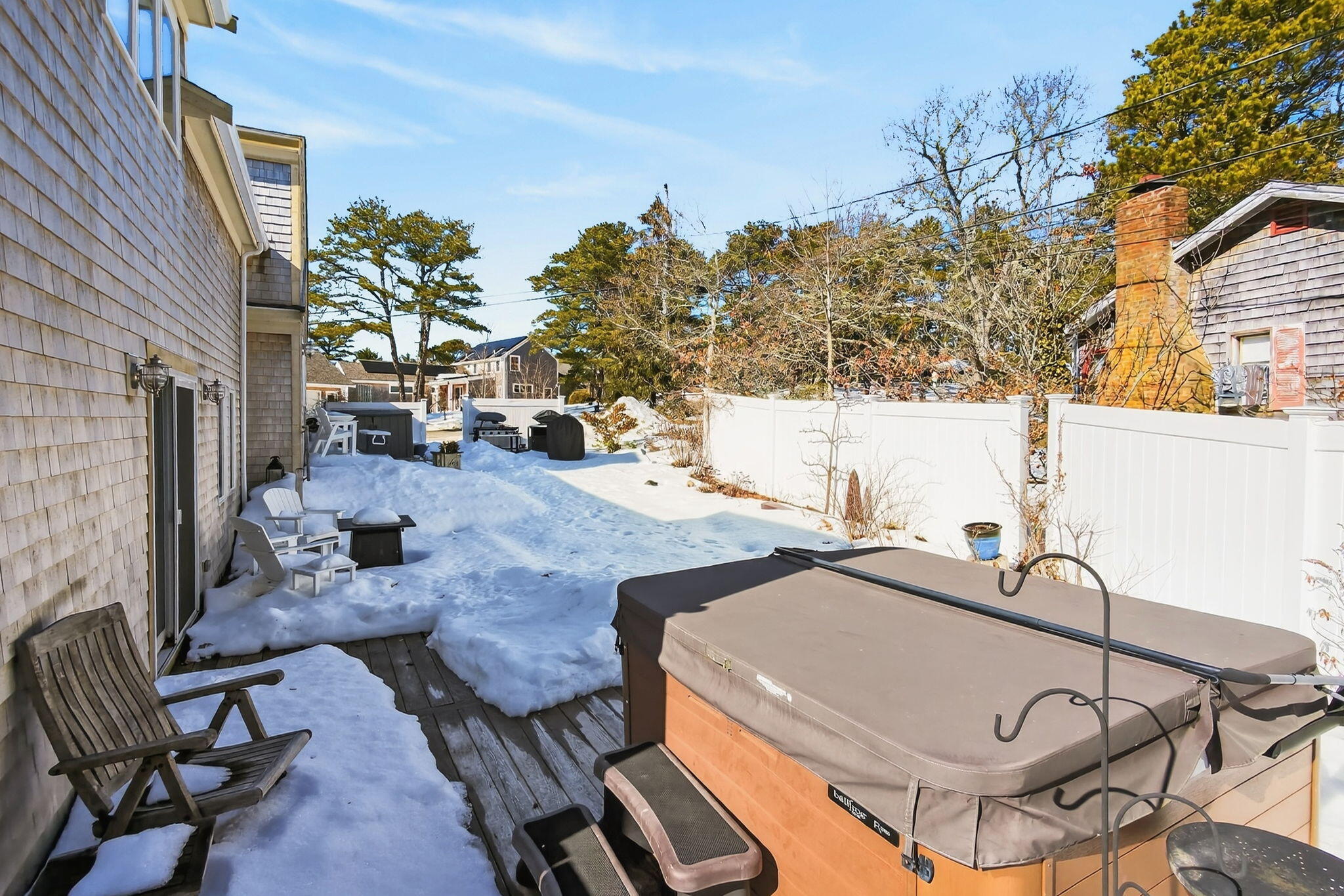 345 Cove Road 