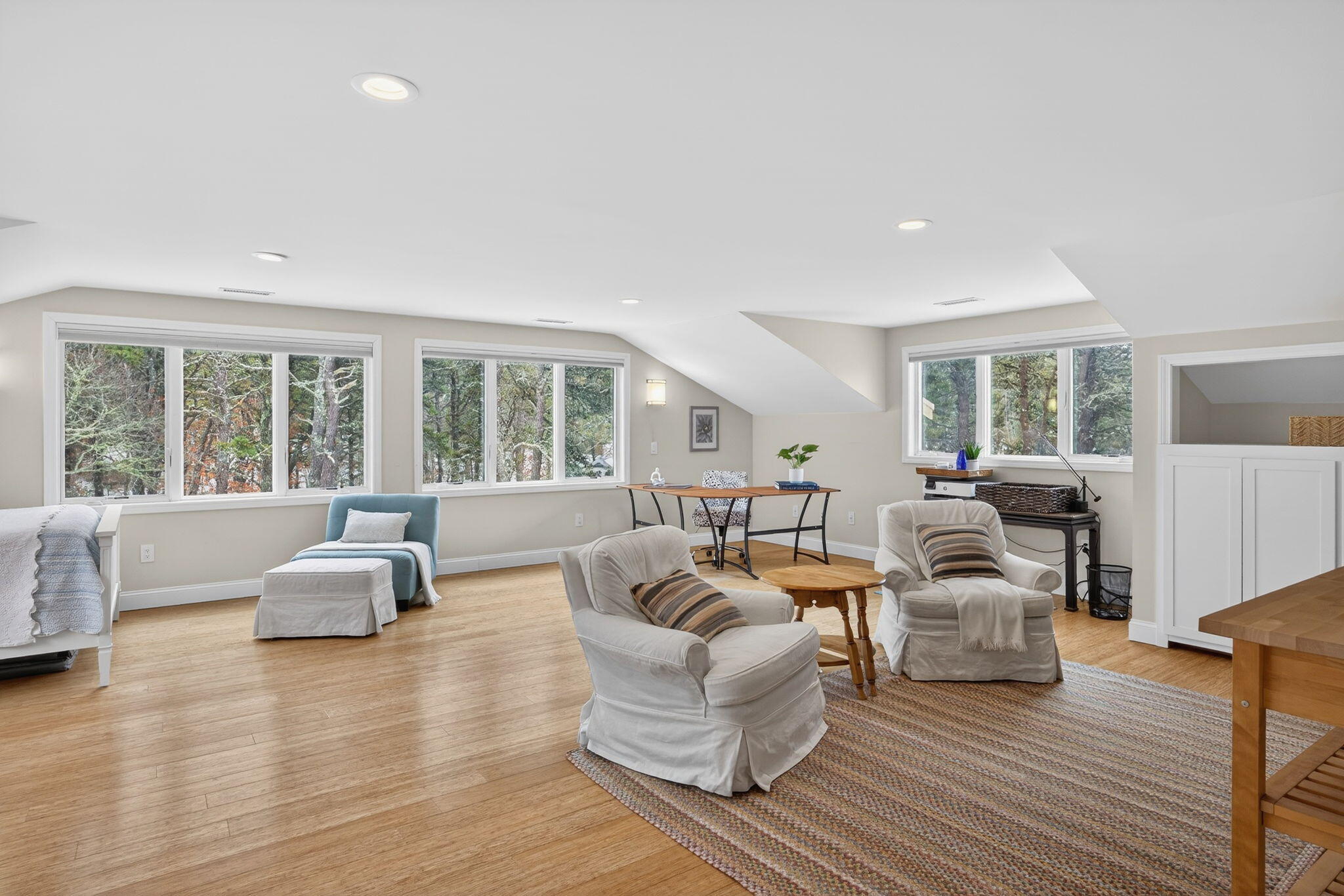 345 Cove Road 