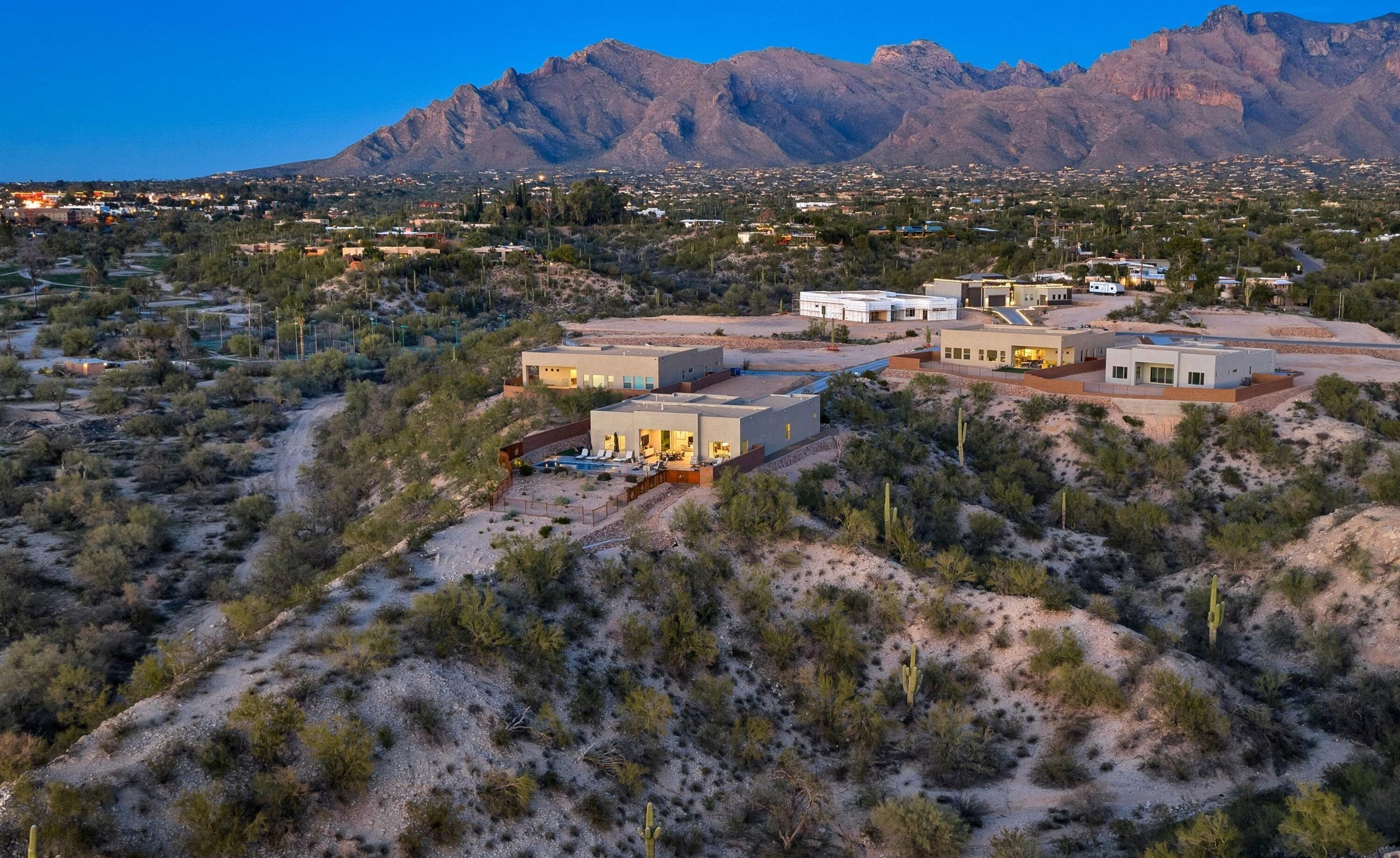 5445 N Yvon Heights Place 