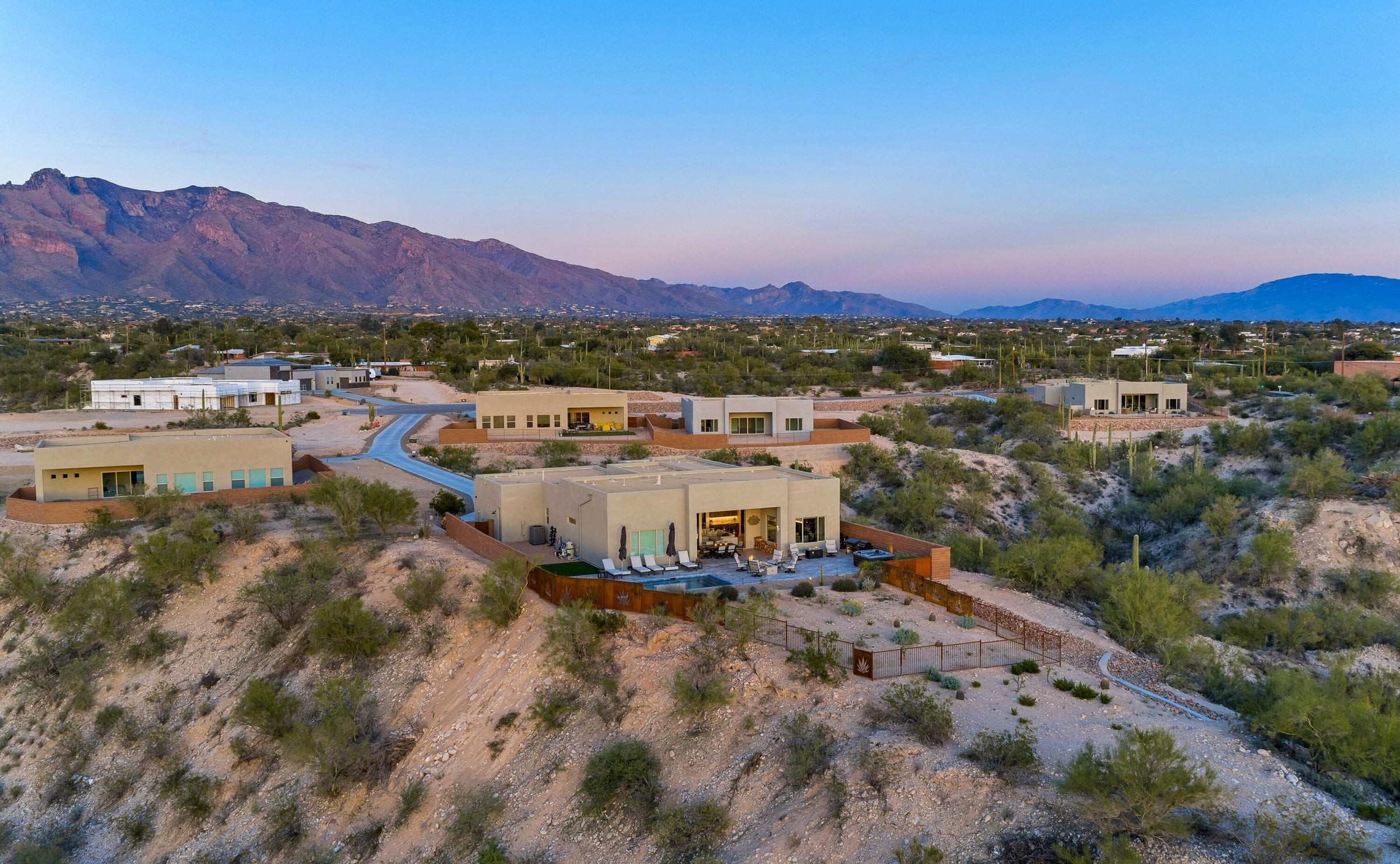 5445 N Yvon Heights Place 