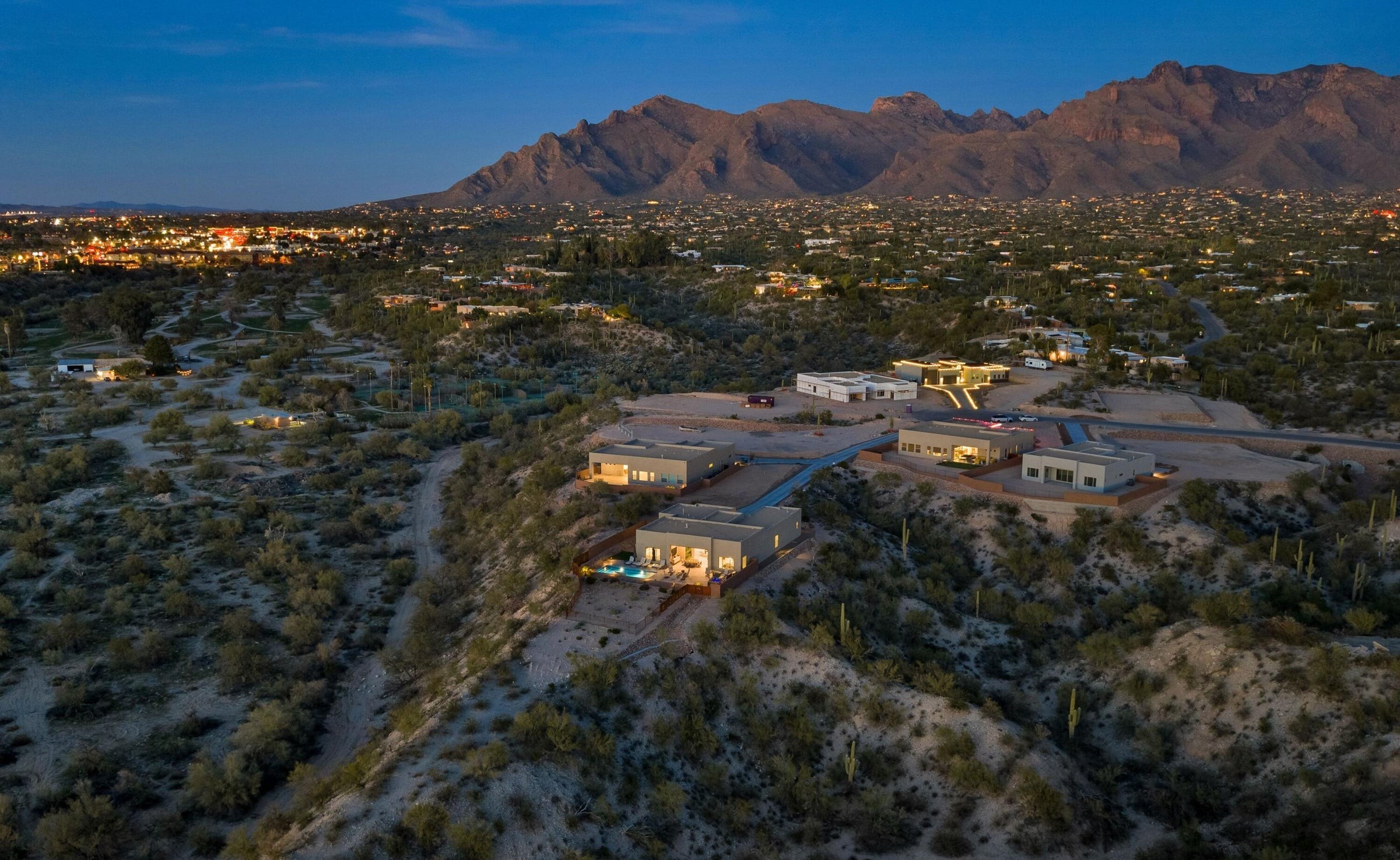 5445 N Yvon Heights Place 