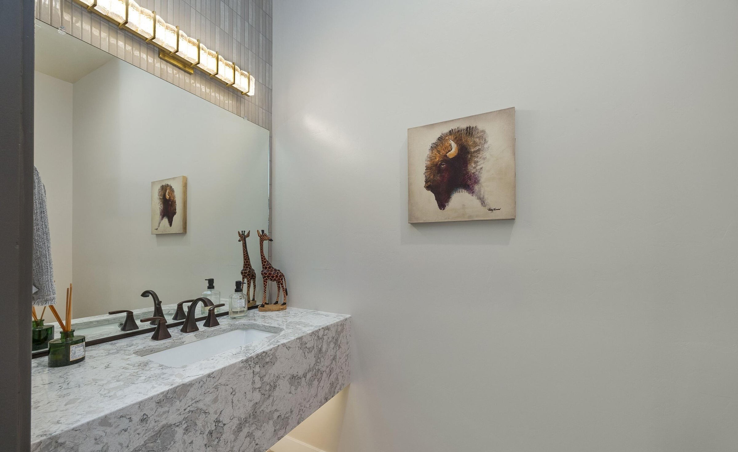 5445 N Yvon Heights Place 