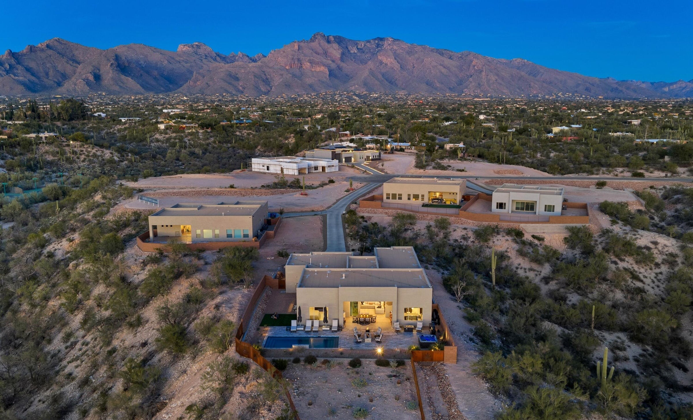 5445 N Yvon Heights Place 