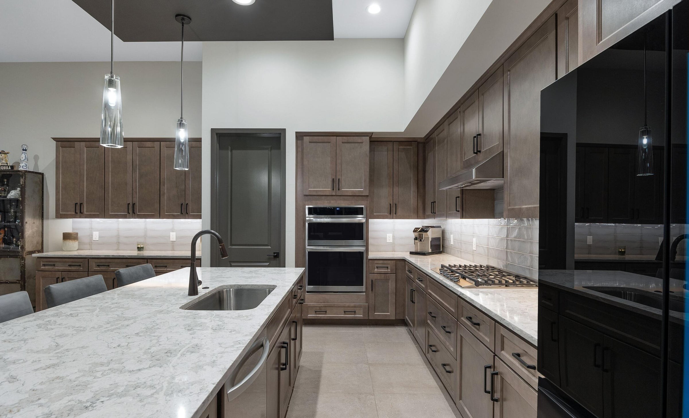 5445 N Yvon Heights Place 