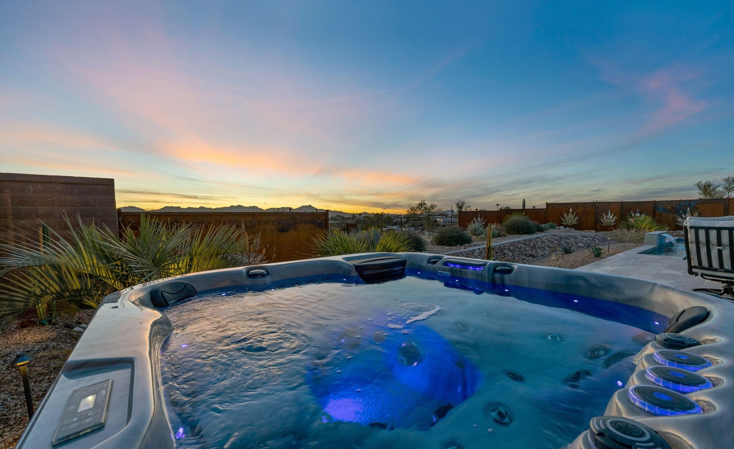 5445 N Yvon Heights Place 