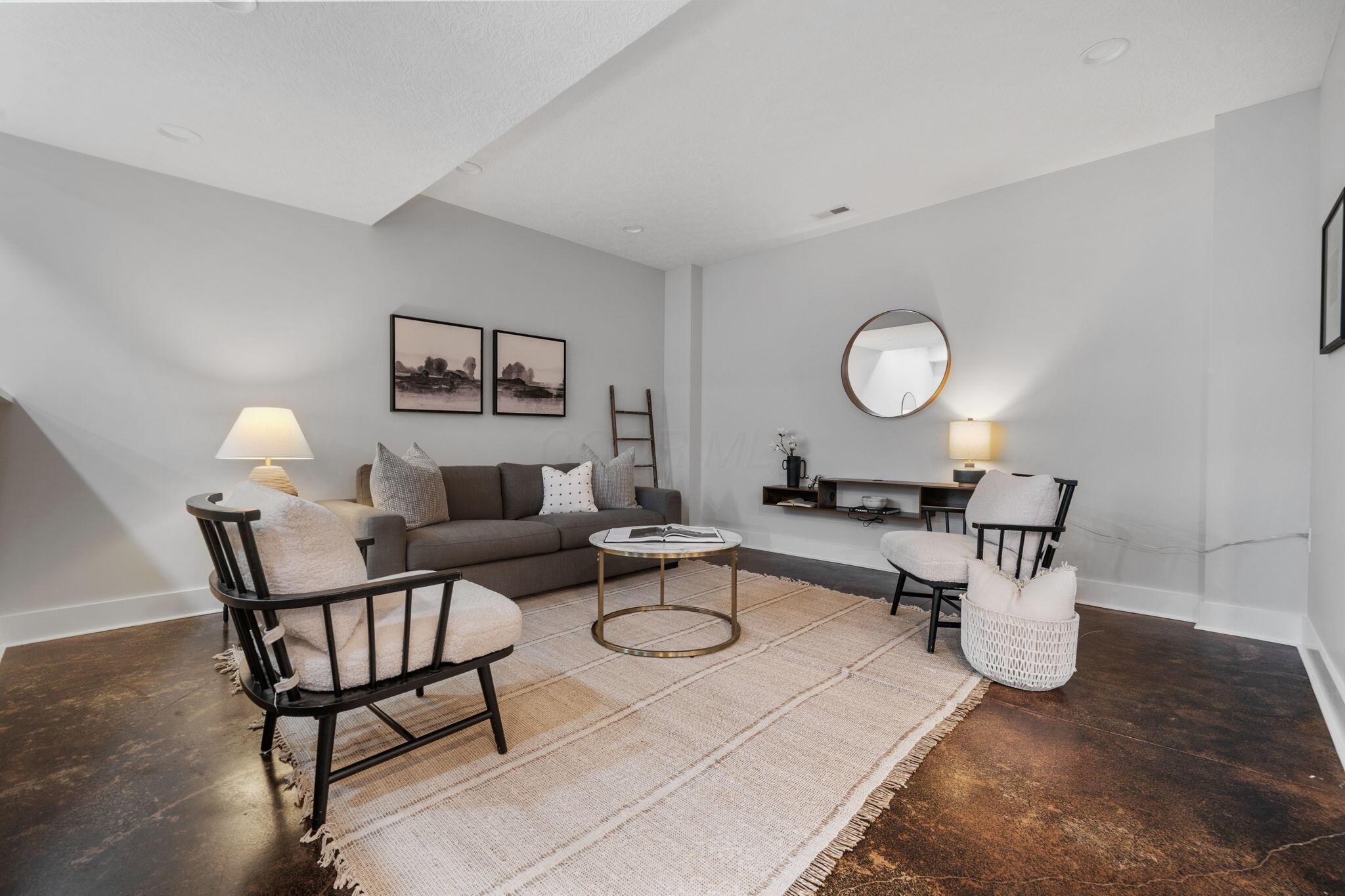 112 Lone Elk Court