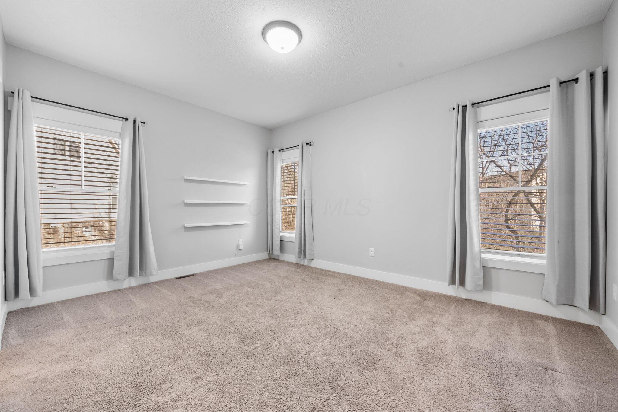 112 Lone Elk Court