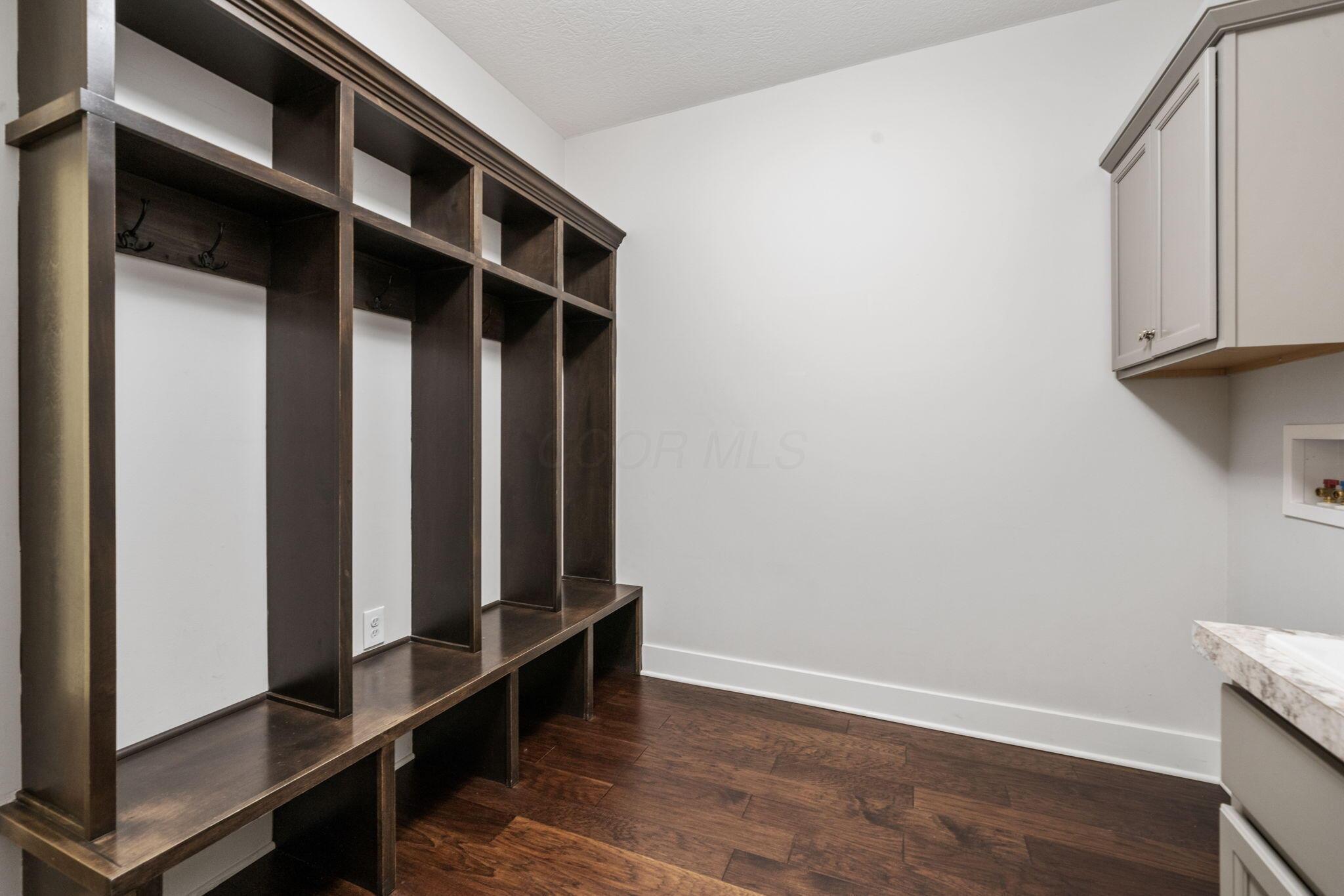 112 Lone Elk Court