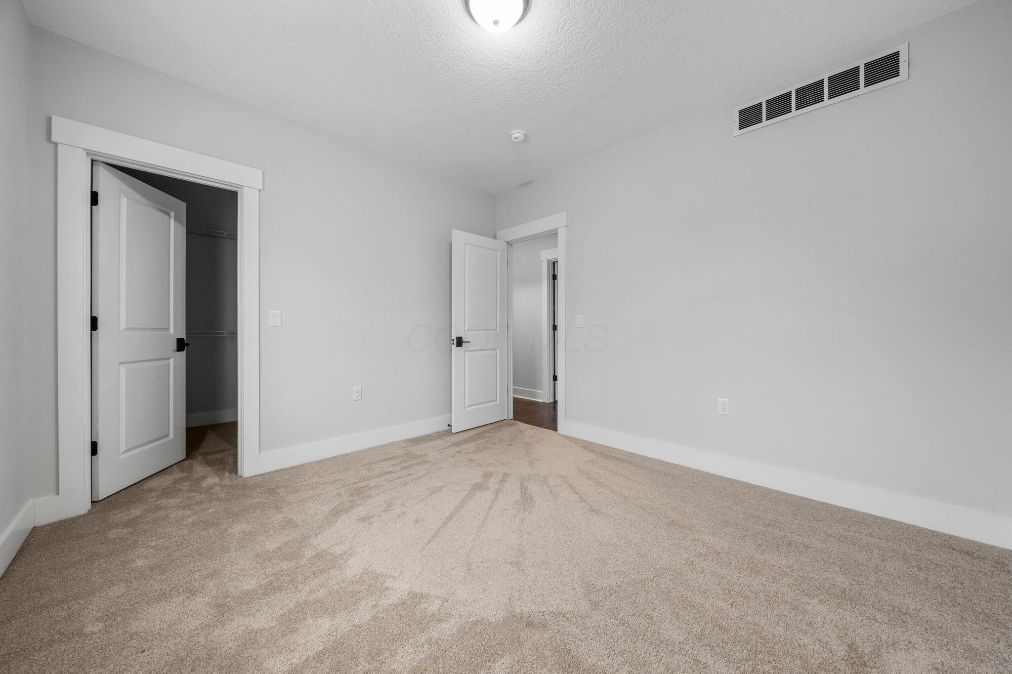 112 Lone Elk Court
