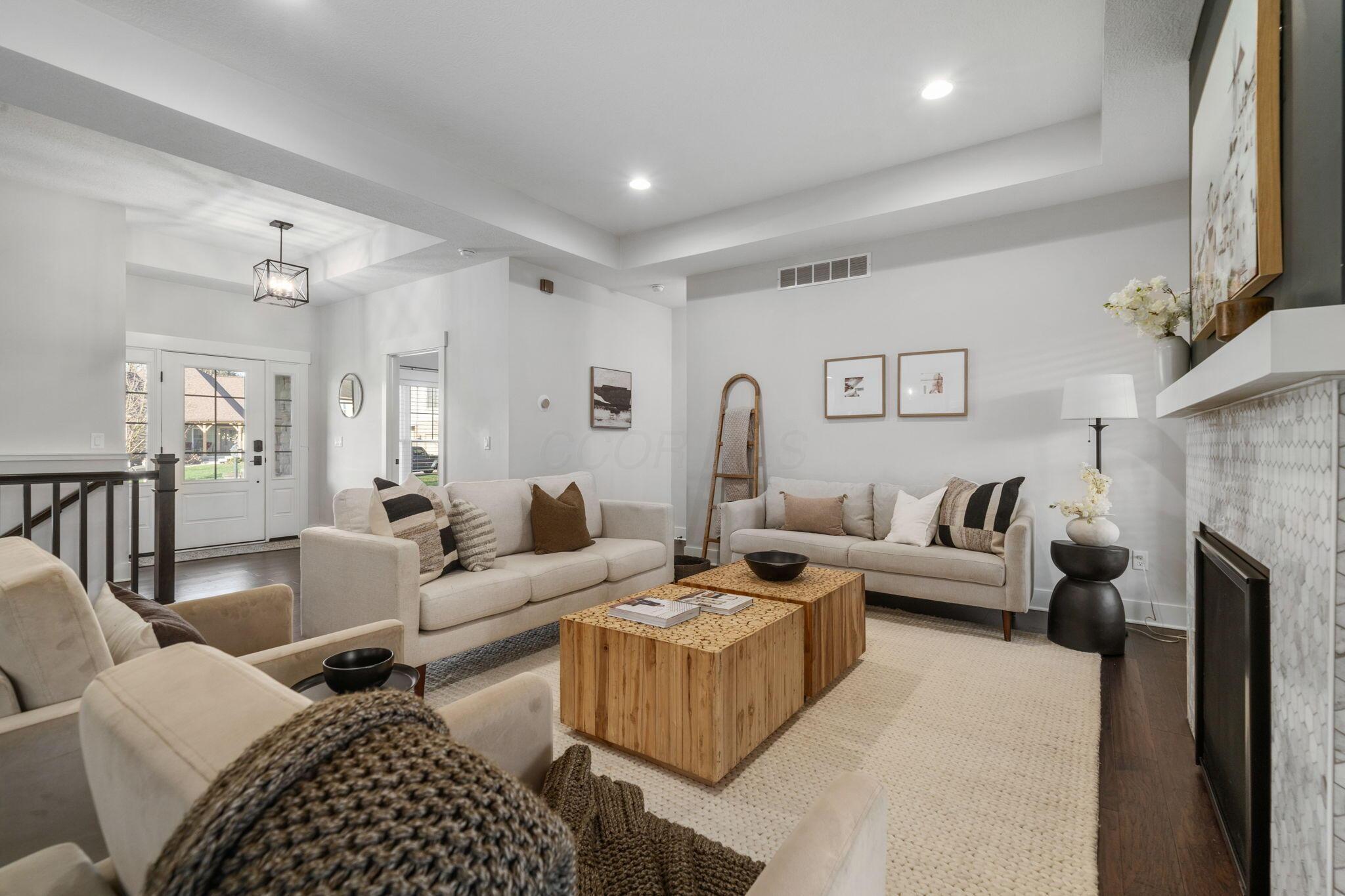 112 Lone Elk Court