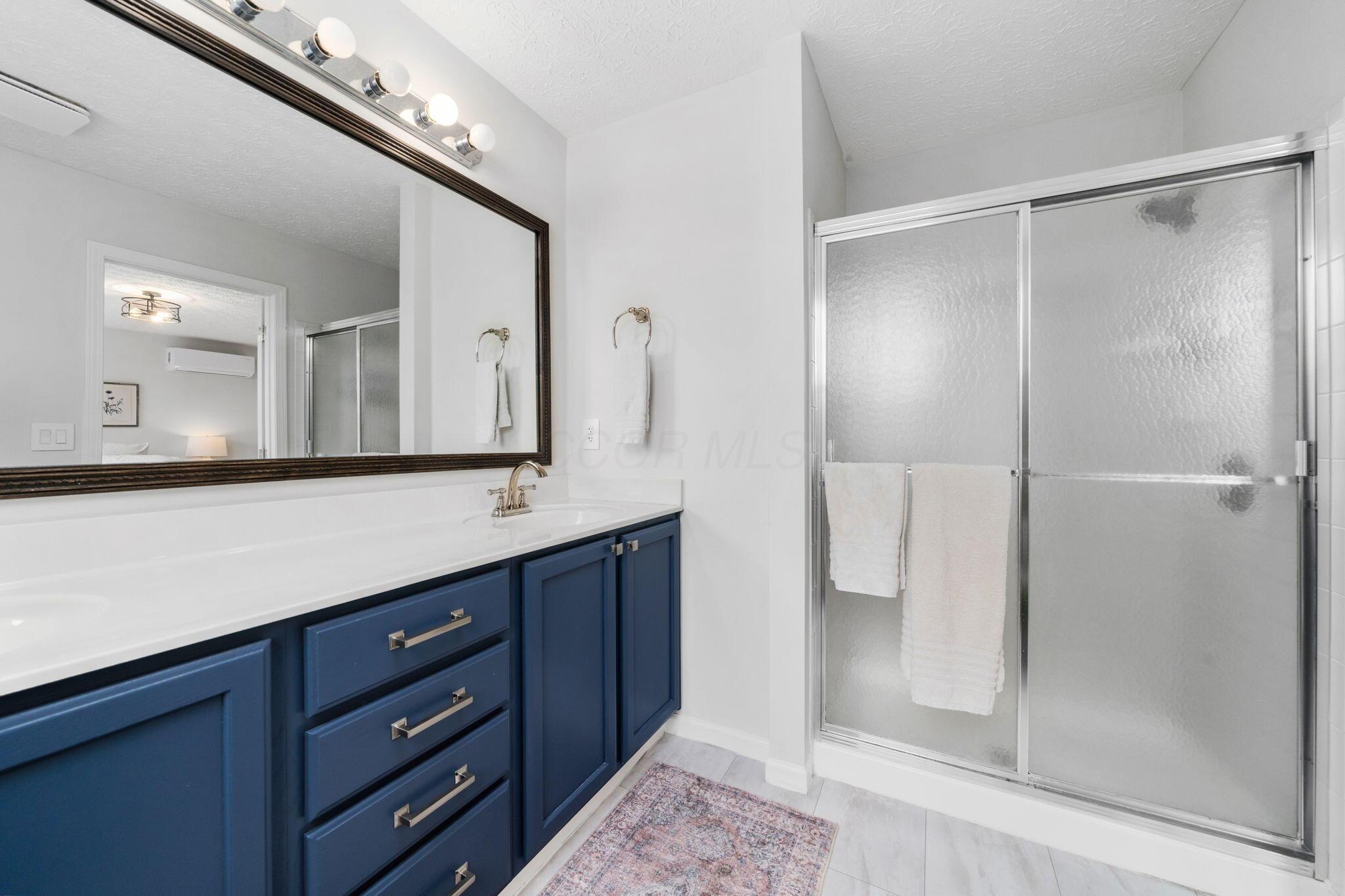 7555 Dover Ridge Court