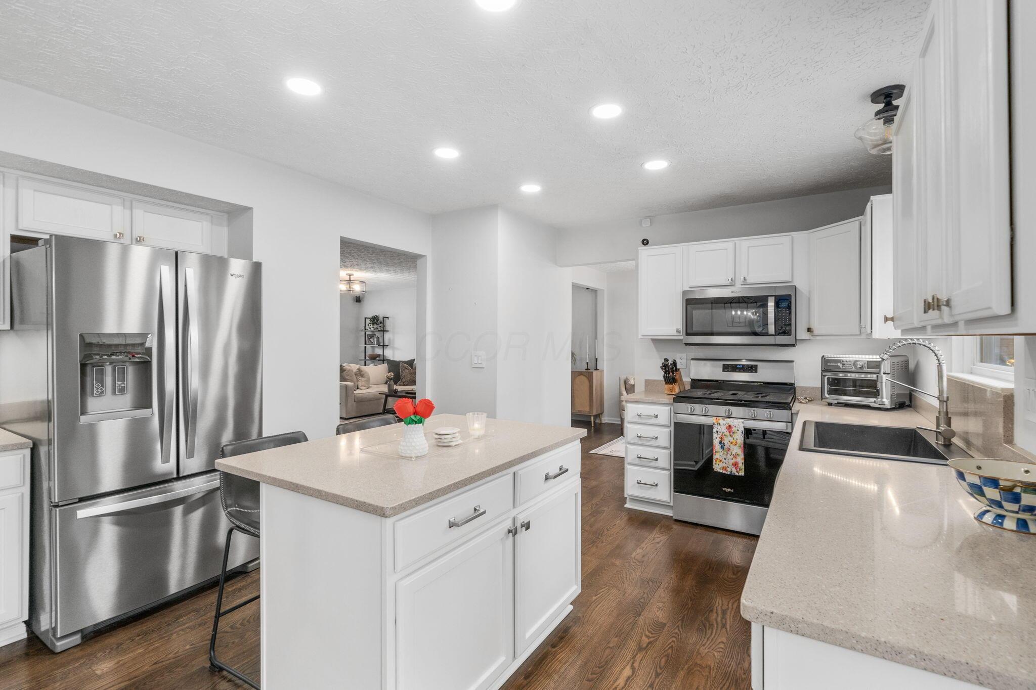 7555 Dover Ridge Court