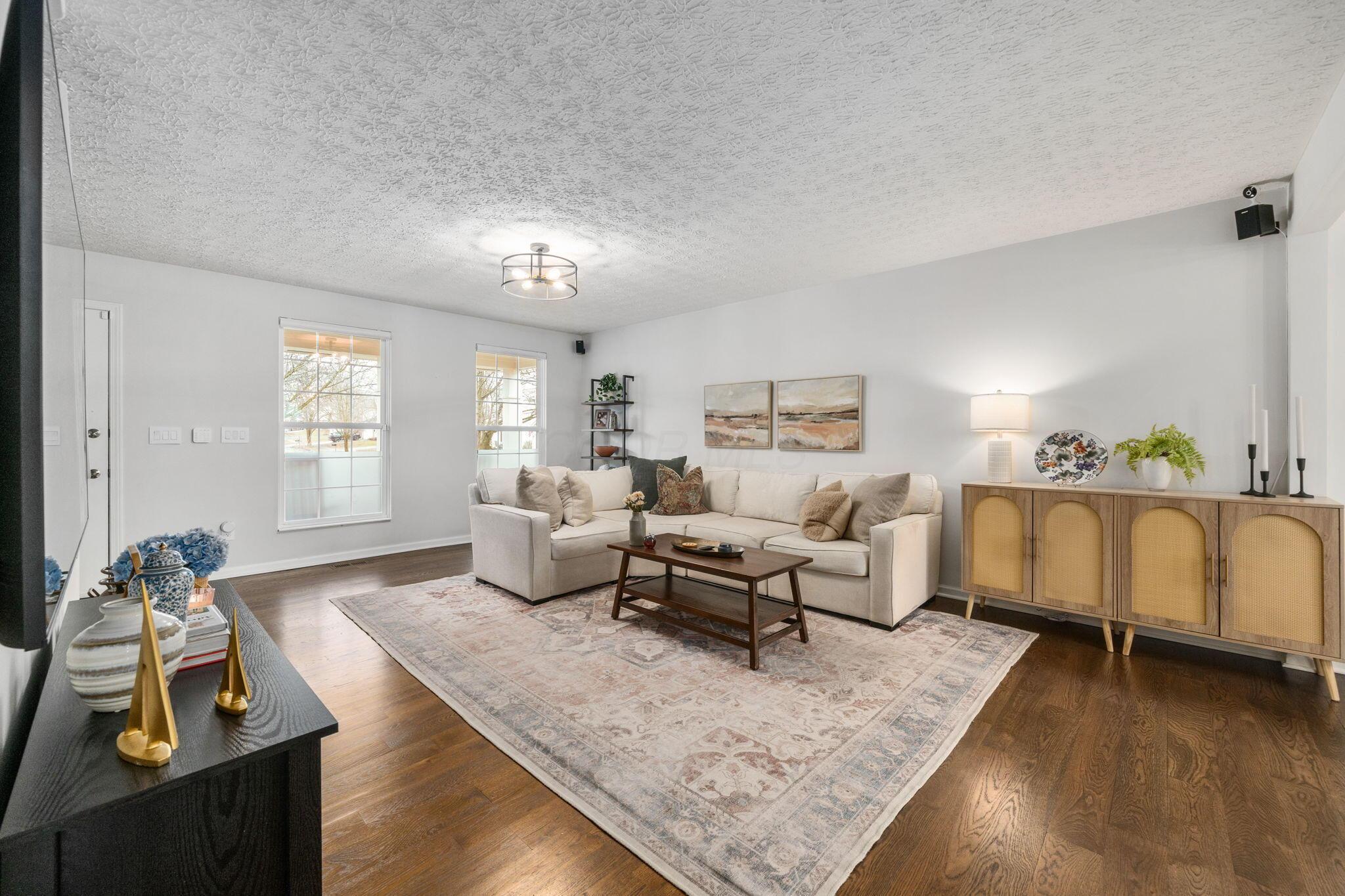 7555 Dover Ridge Court