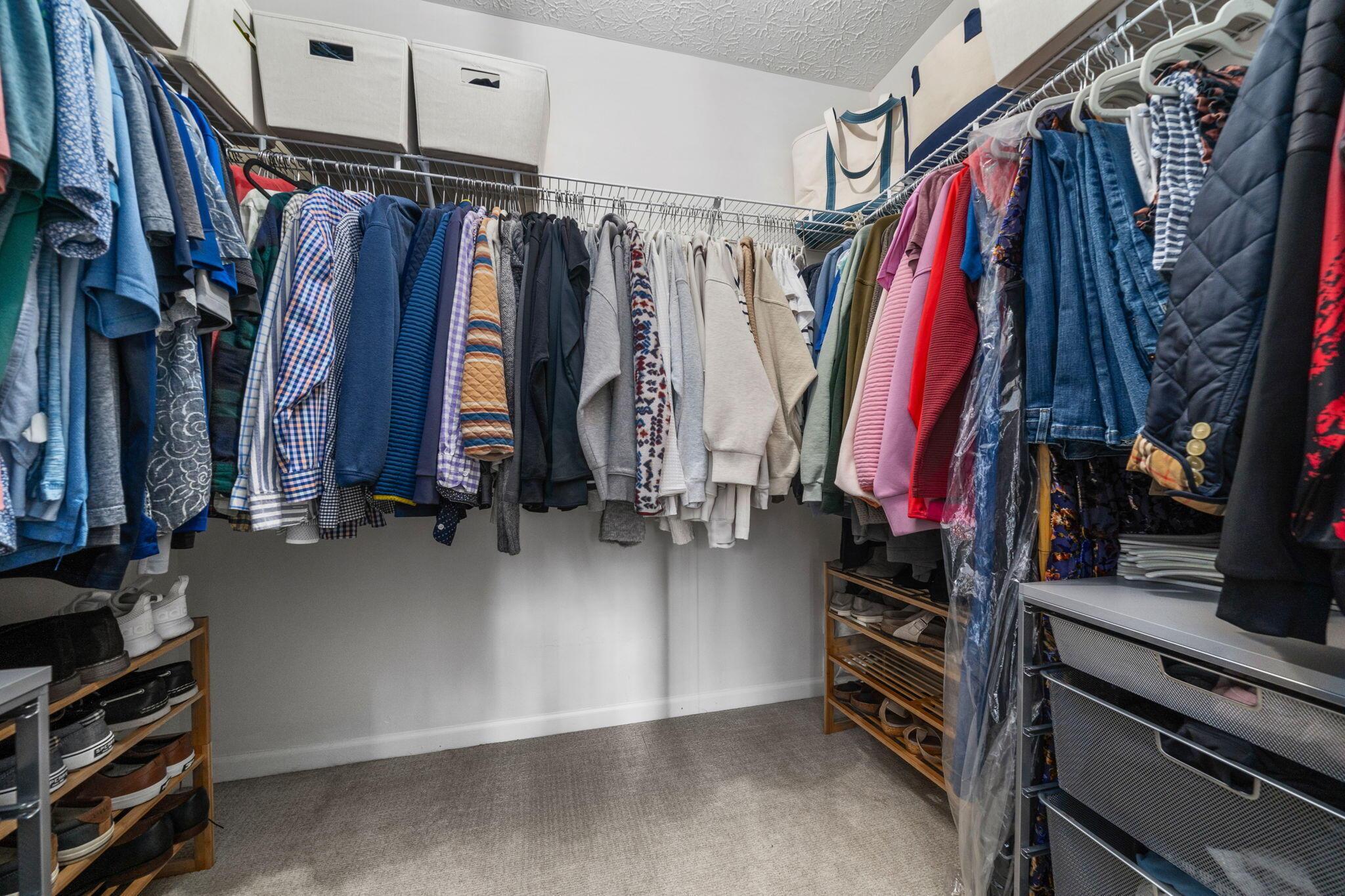 7555 Dover Ridge Court