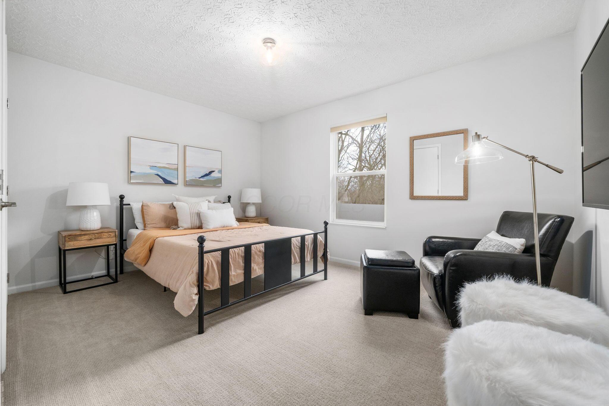 7555 Dover Ridge Court