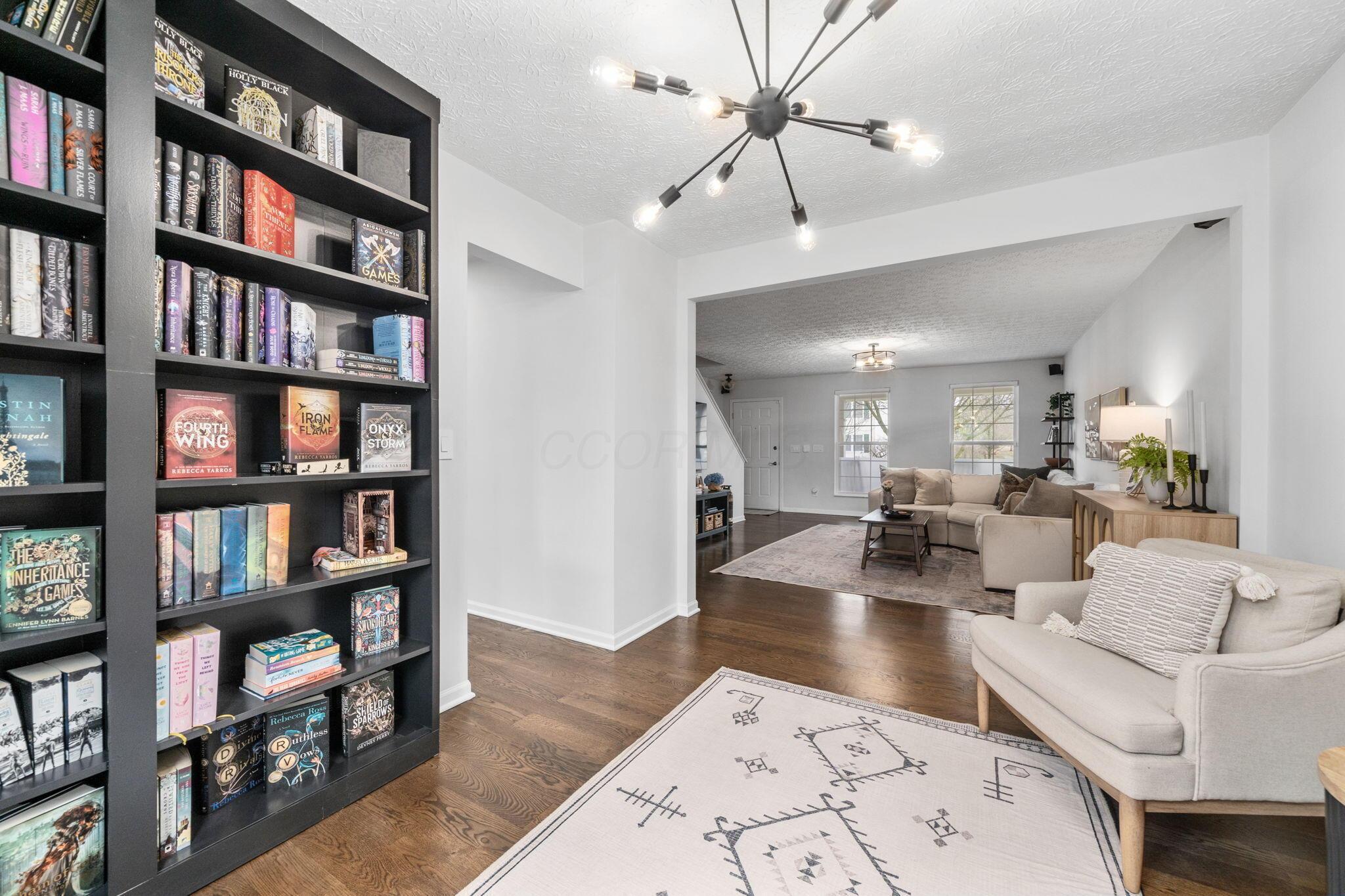 7555 Dover Ridge Court