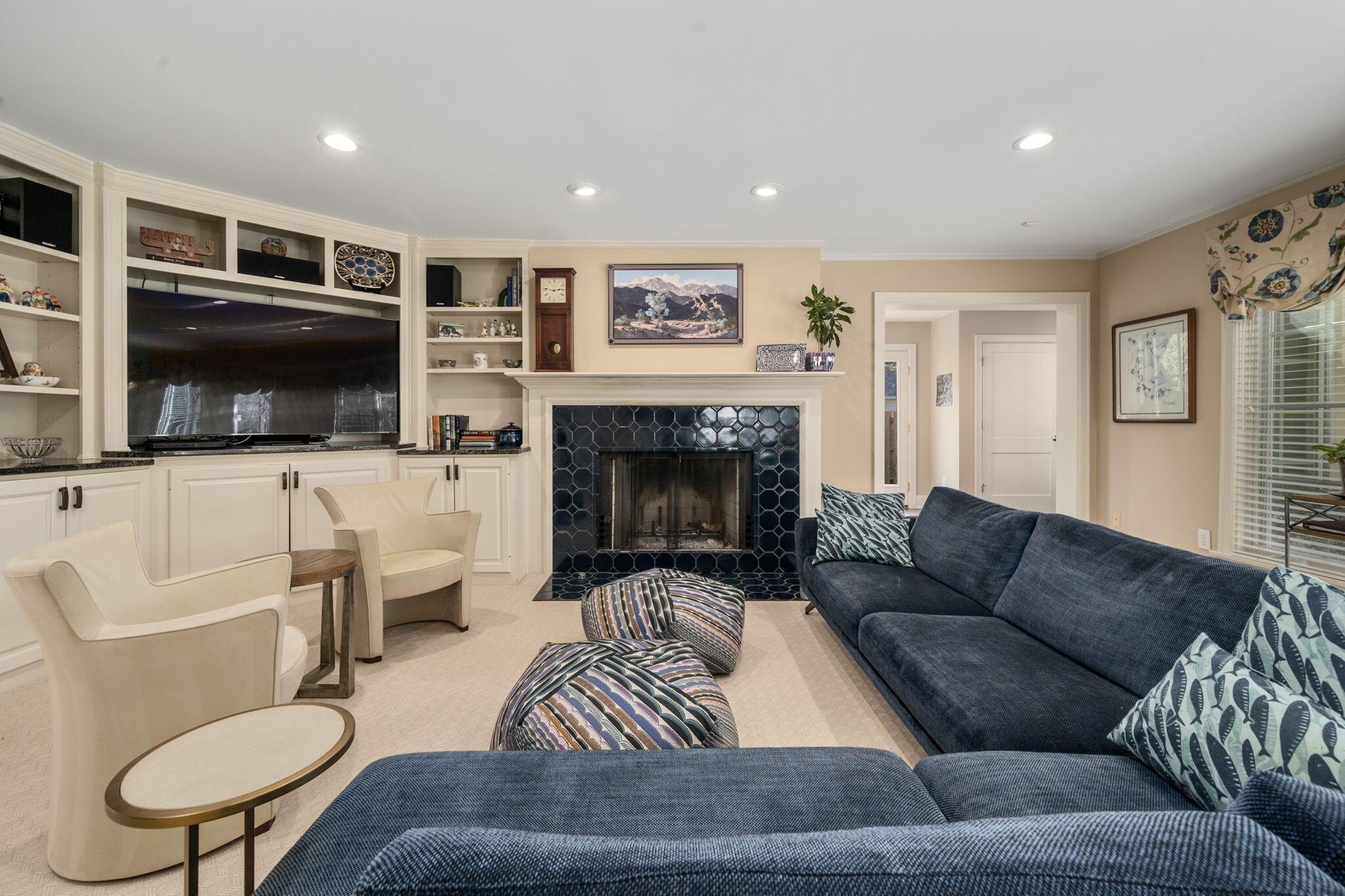 2533 Bryden Road