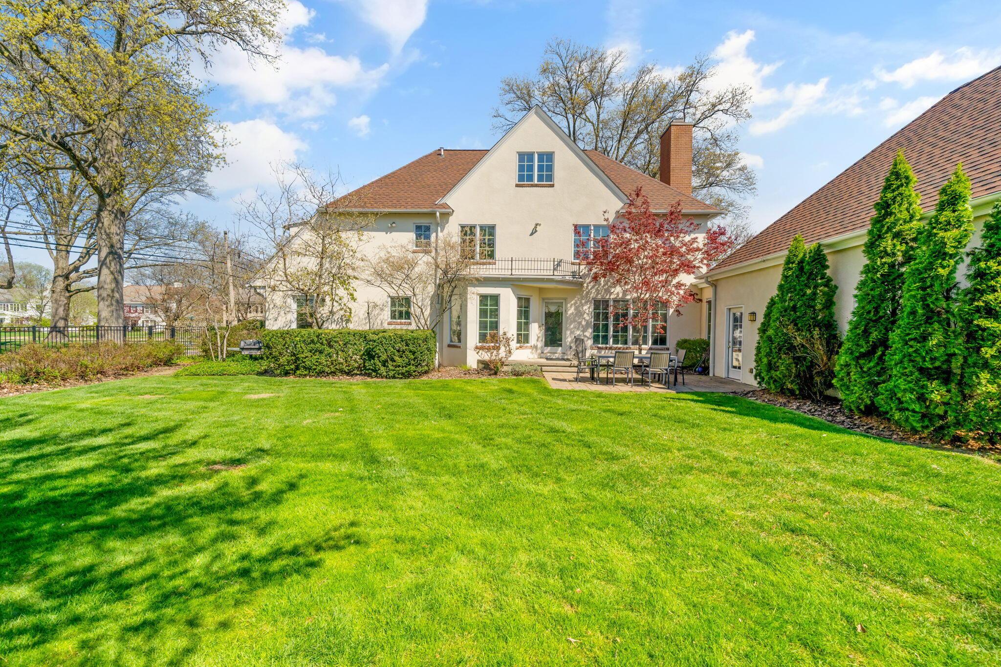 2533 Bryden Road