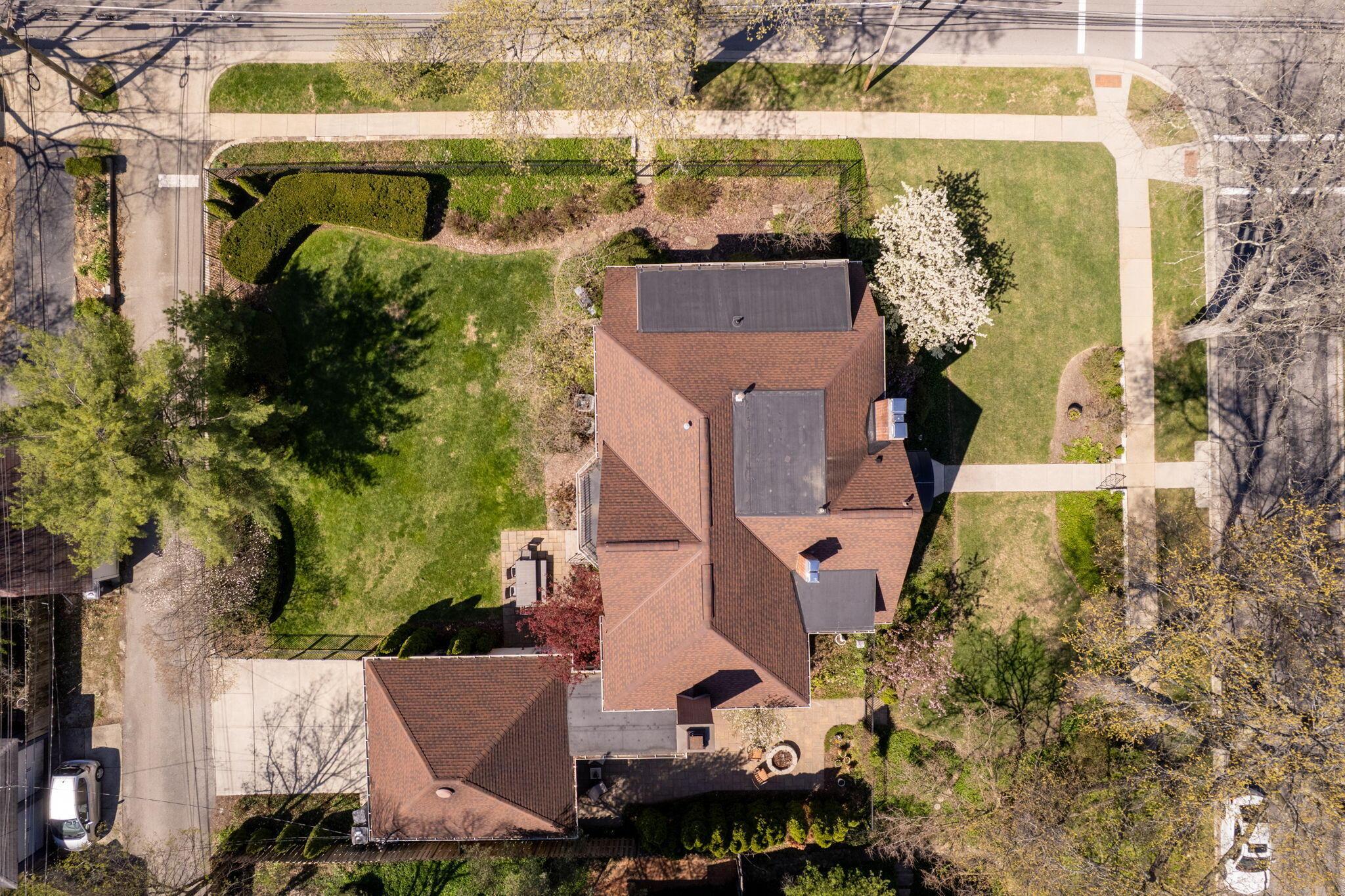 2533 Bryden Road