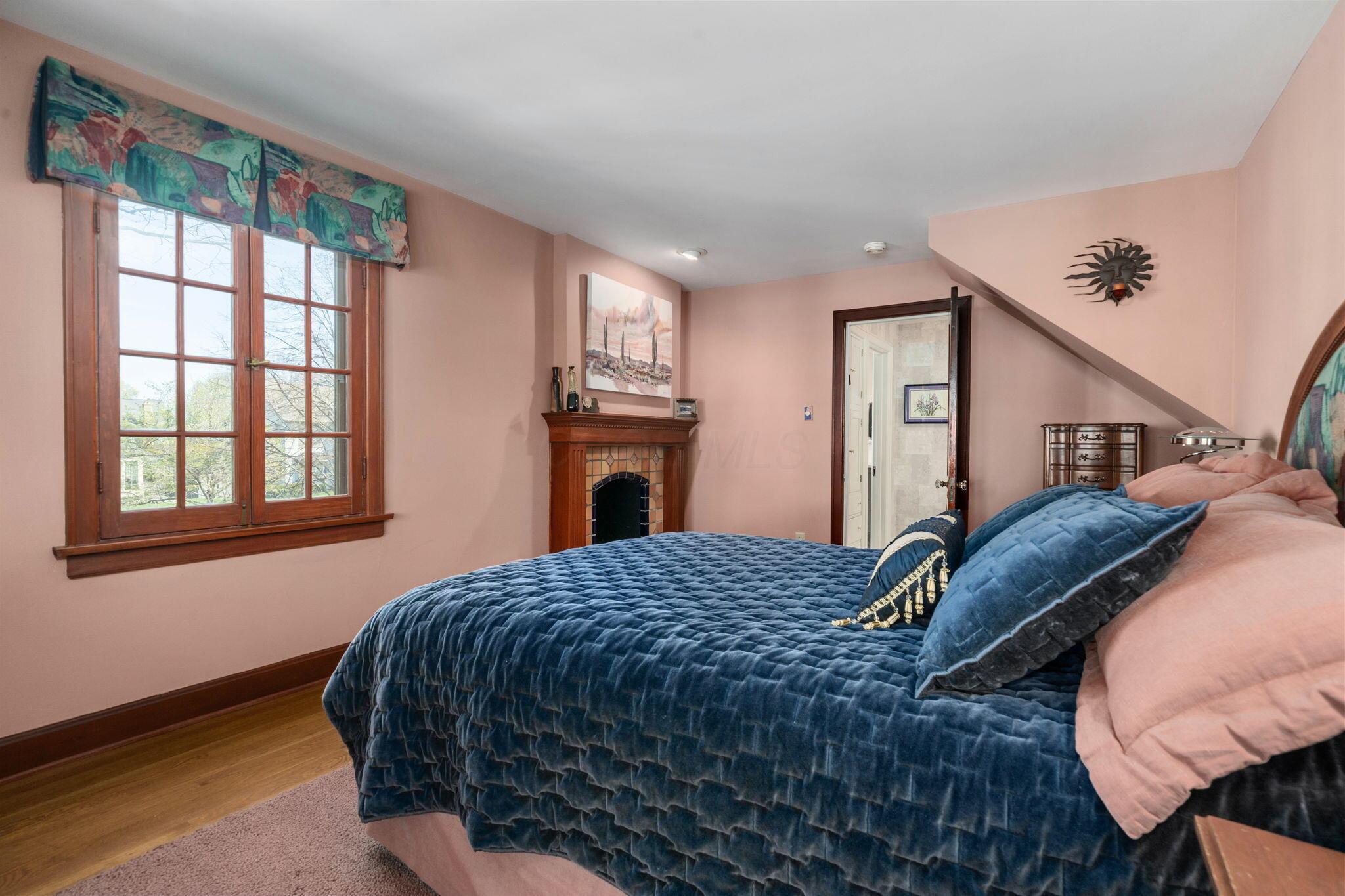 2533 Bryden Road