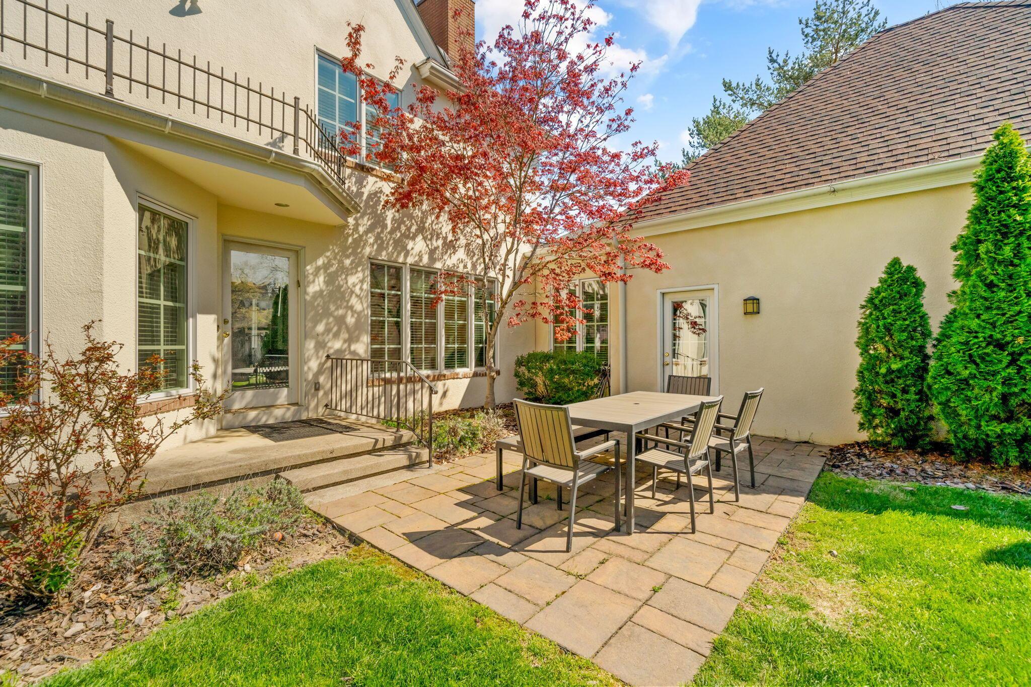 2533 Bryden Road