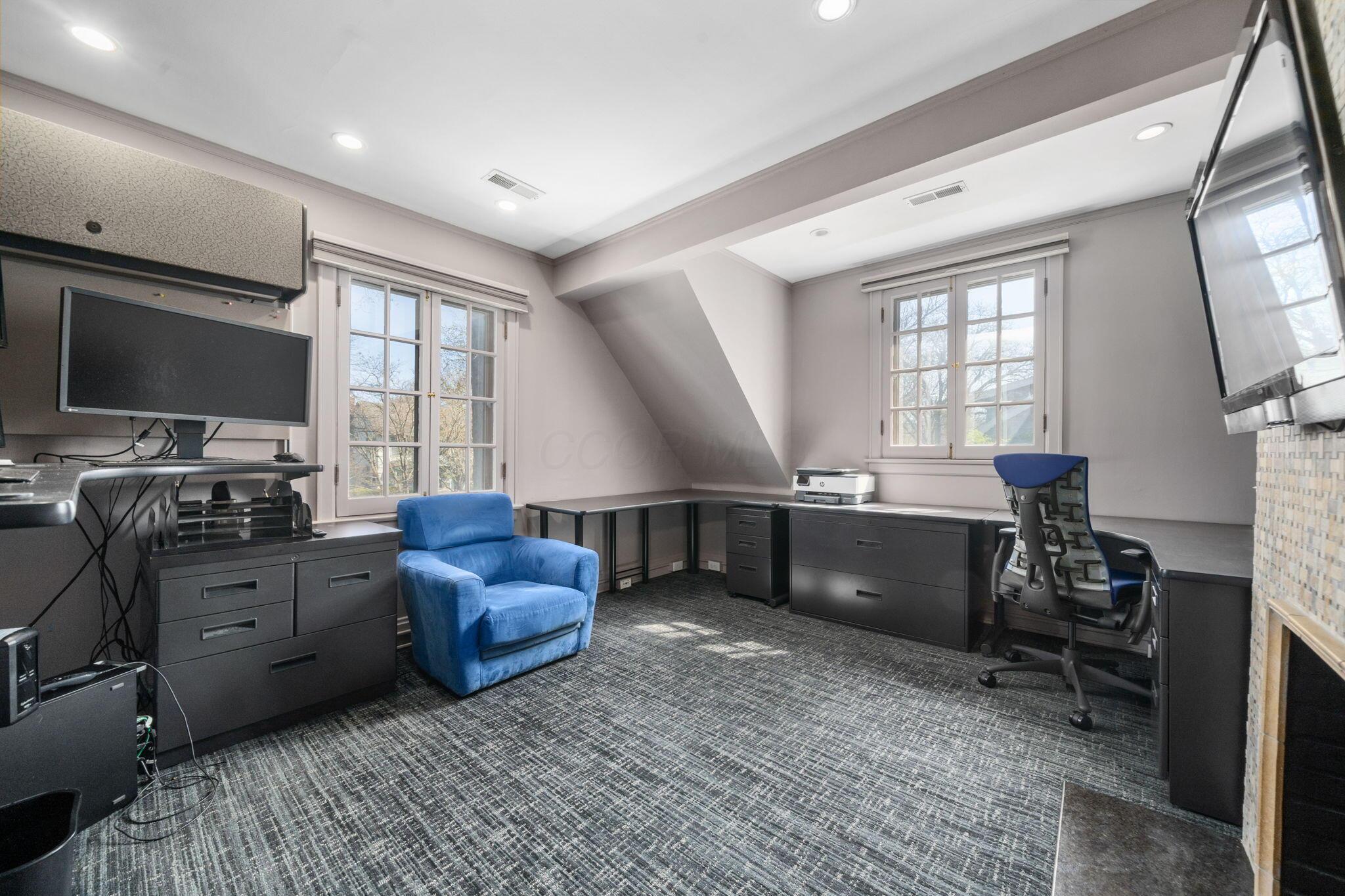 2533 Bryden Road