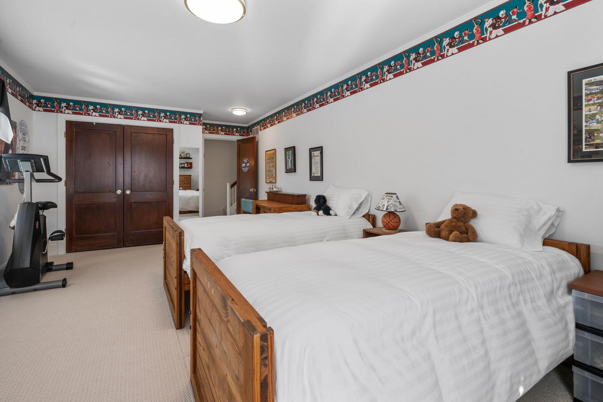 2533 Bryden Road