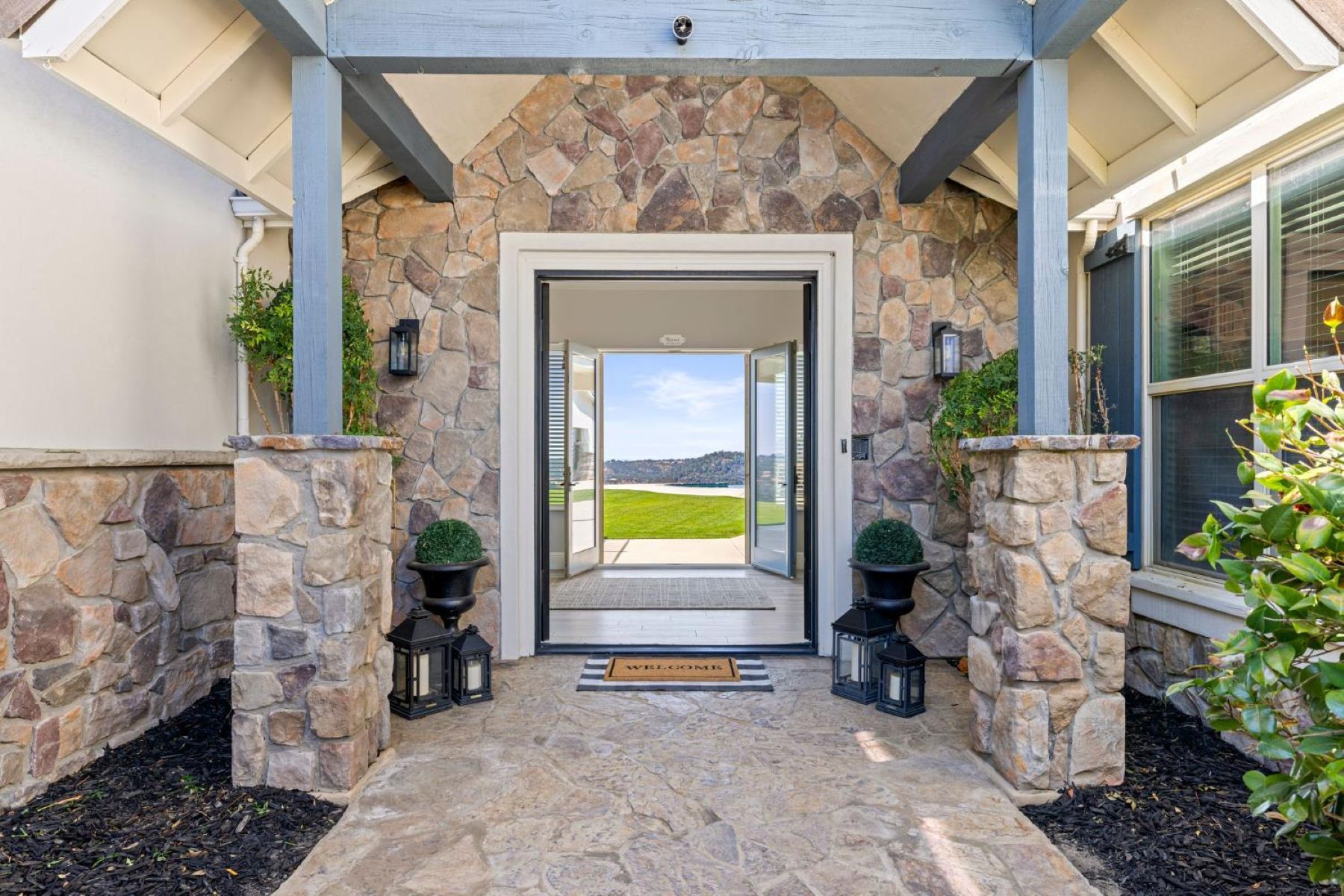 2001 Salmon Valley Lane 
