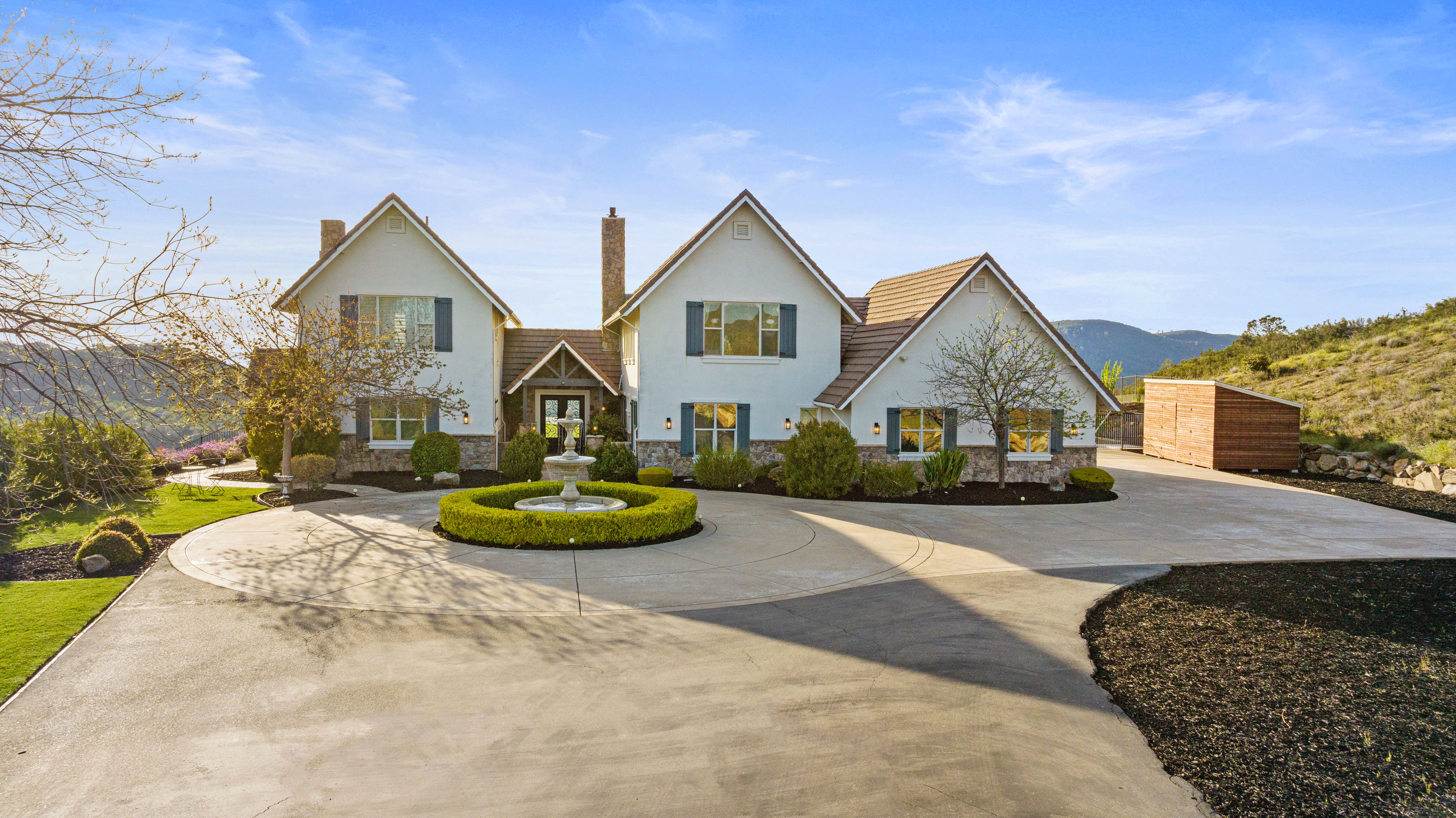 2001 Salmon Valley Lane 