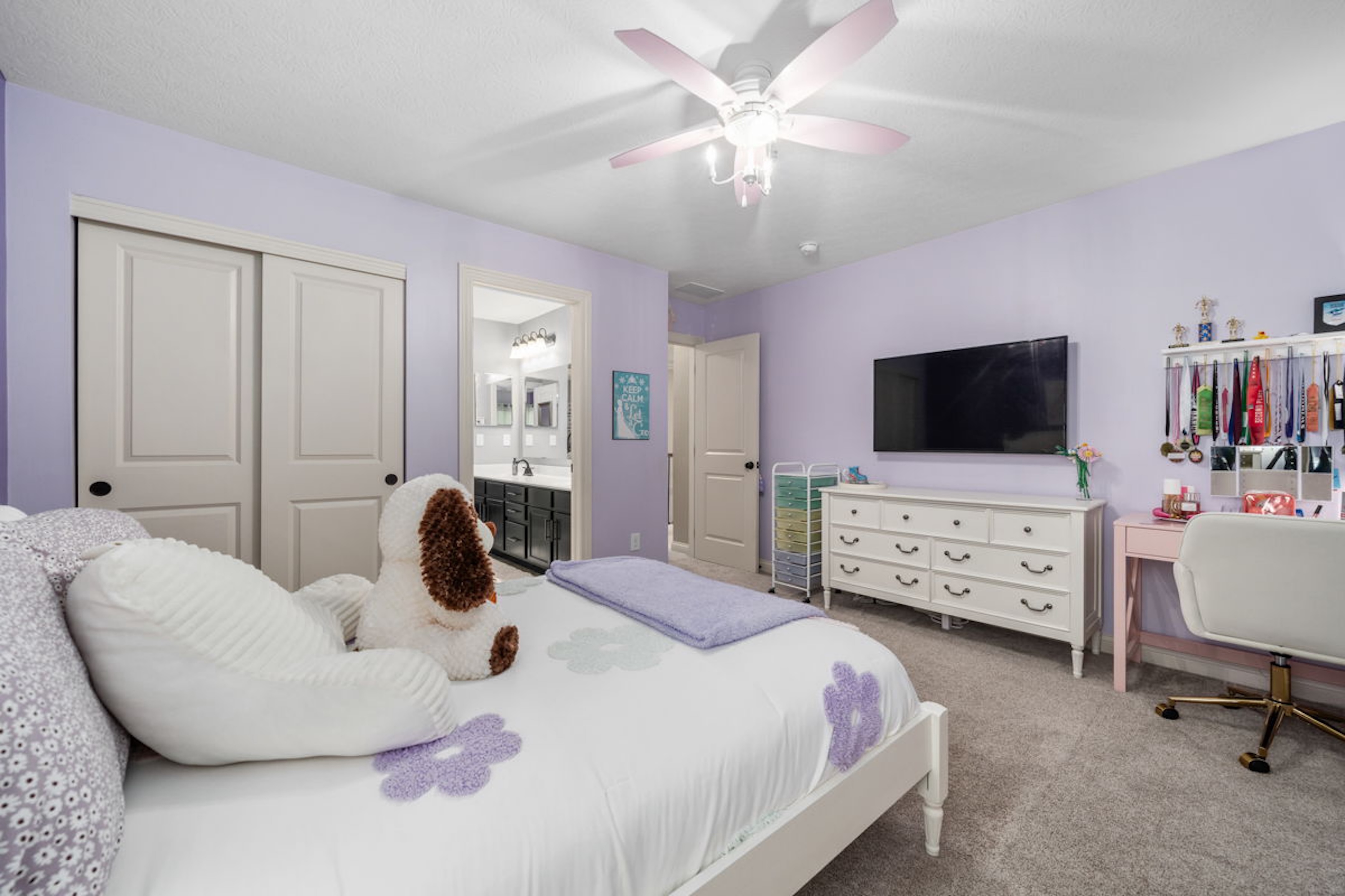 949 Elderberry Loop