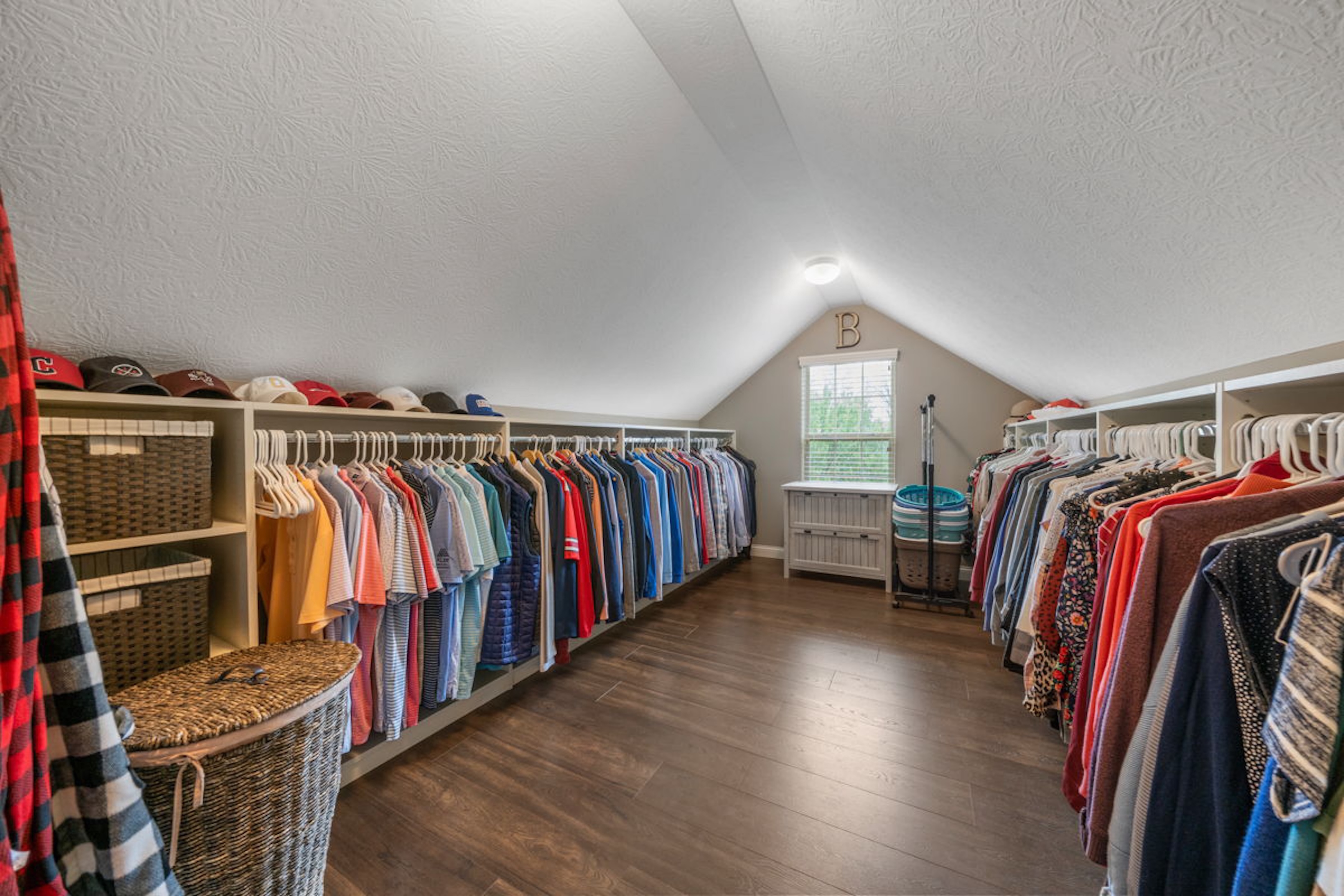 949 Elderberry Loop