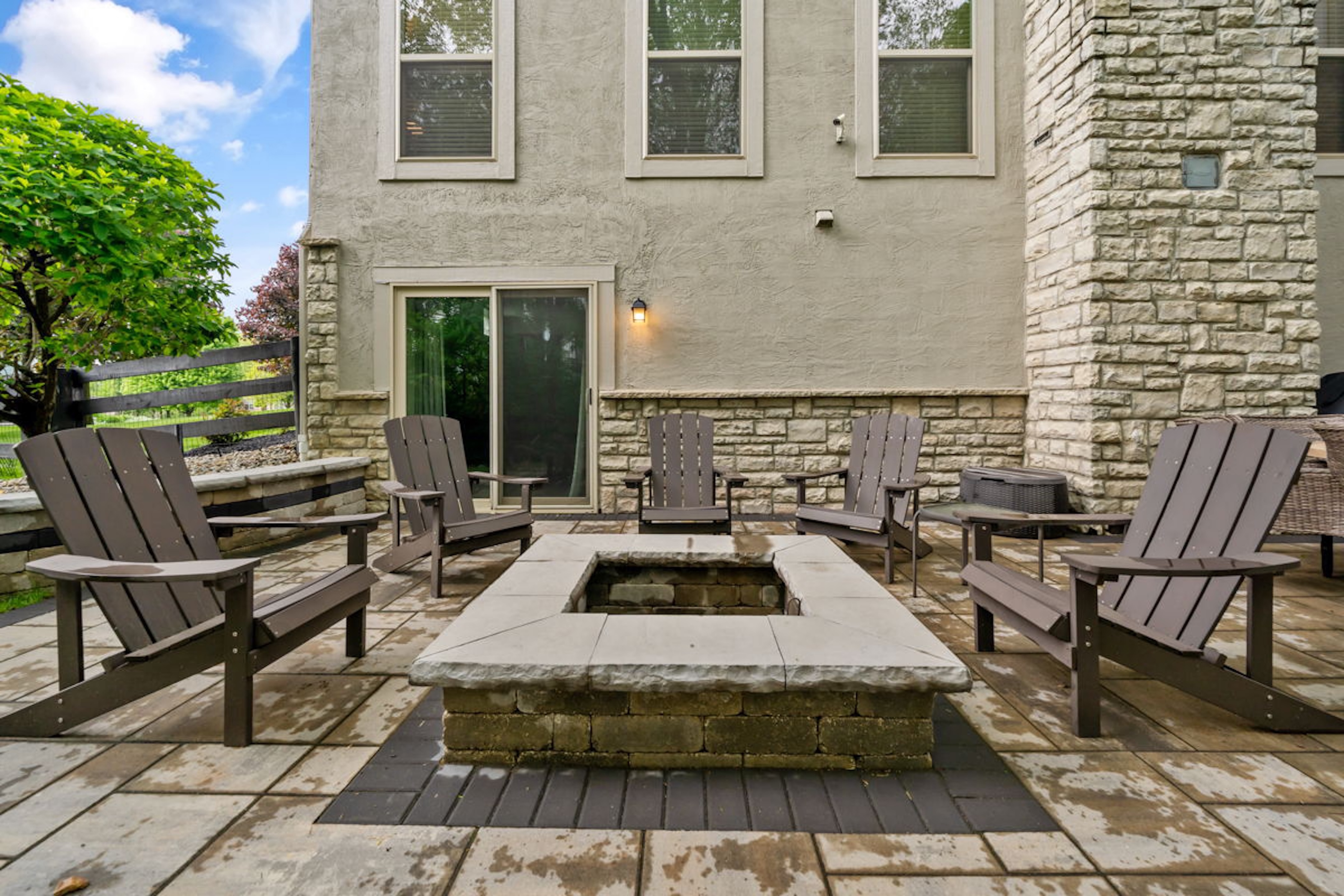 949 Elderberry Loop