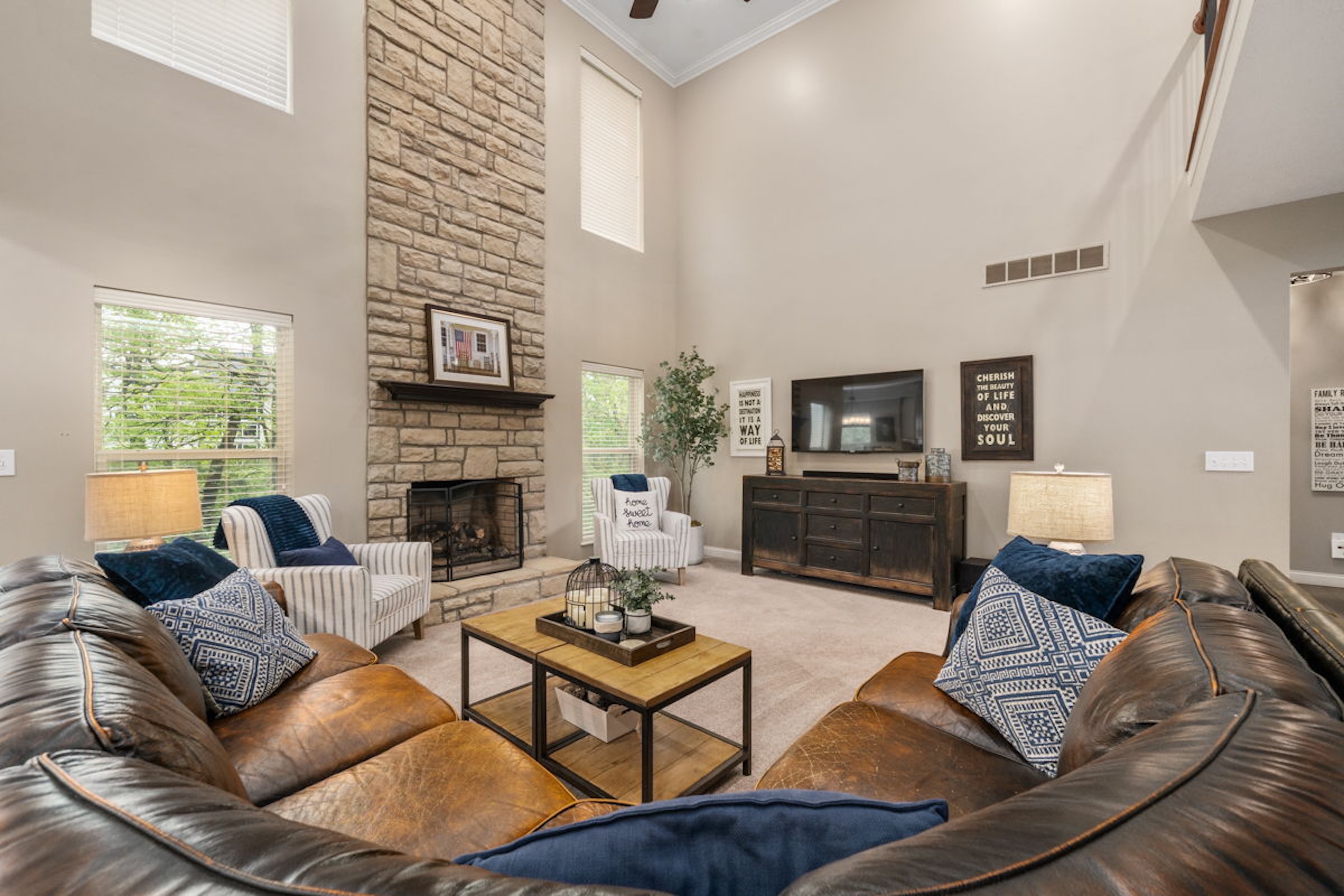 949 Elderberry Loop