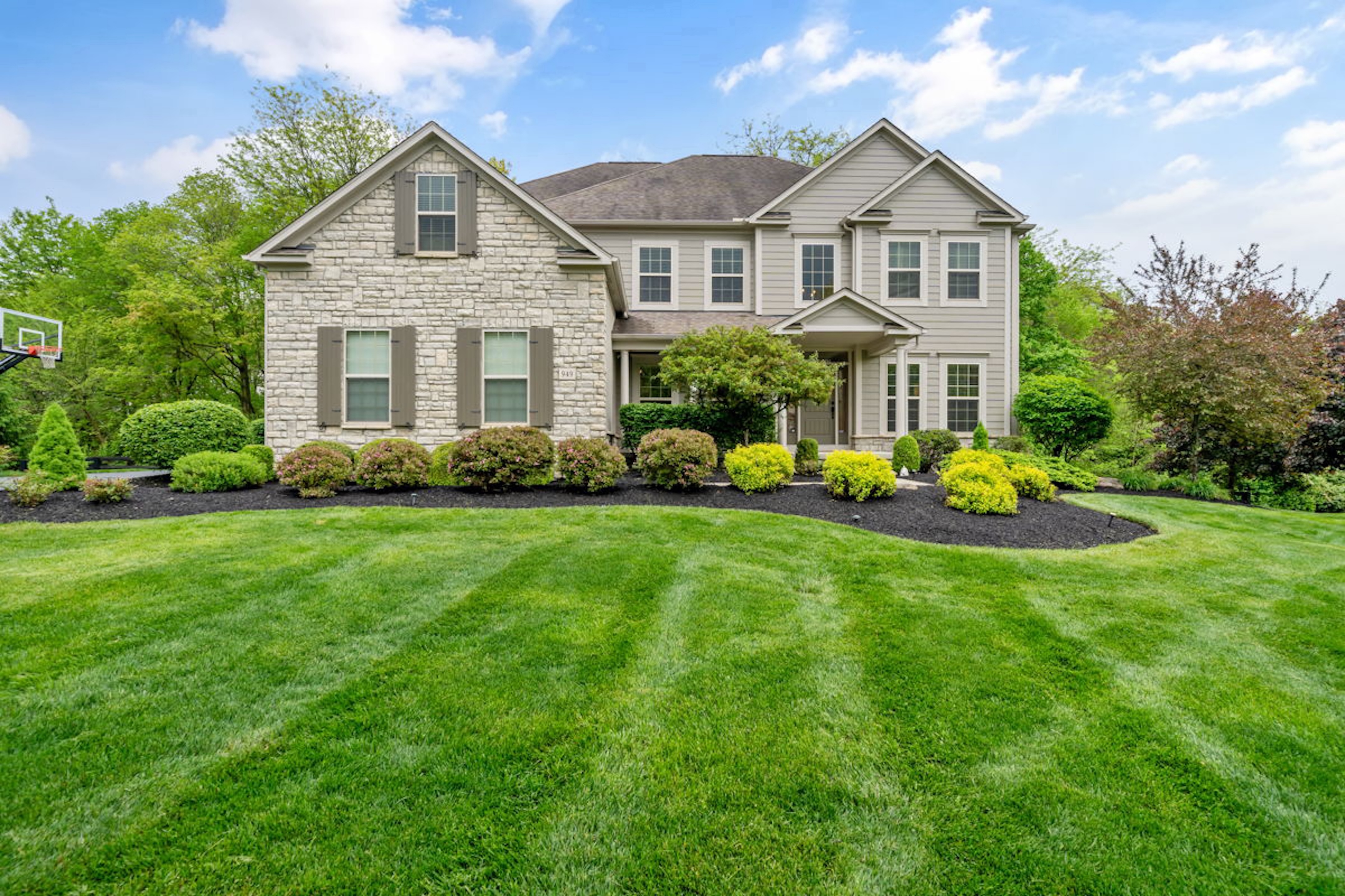 949 Elderberry Loop