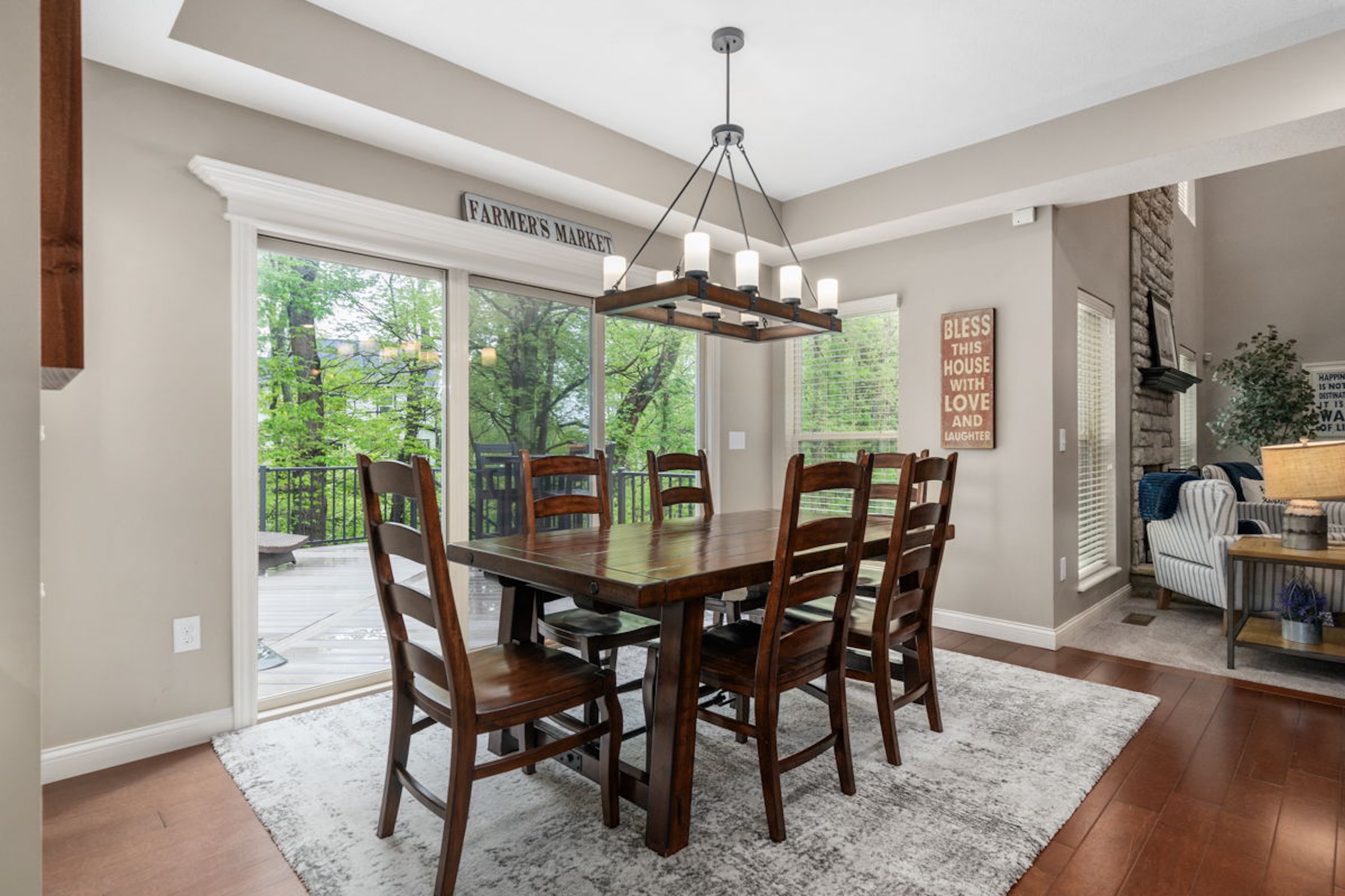 949 Elderberry Loop