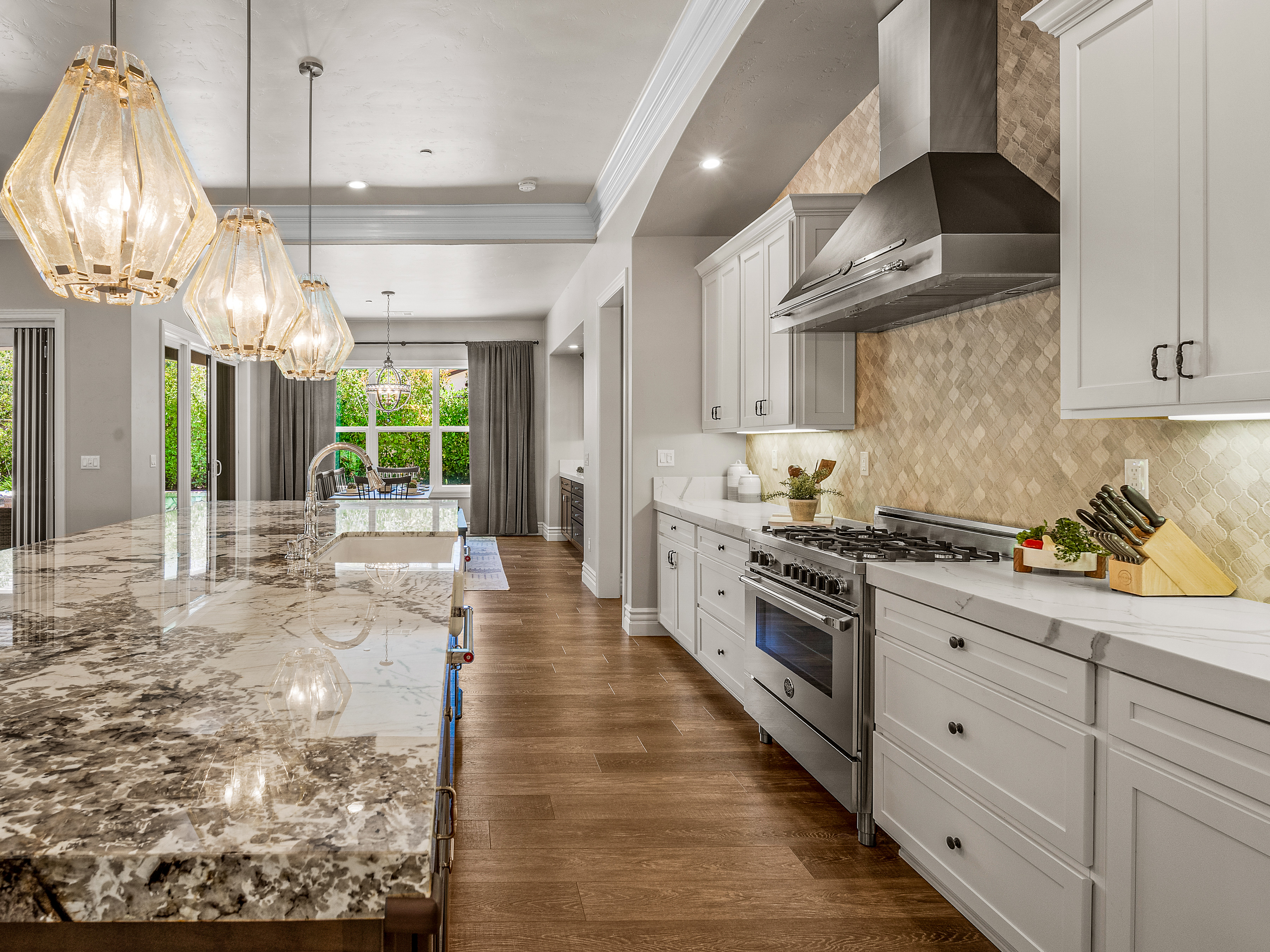 3418 Greenview Drive 