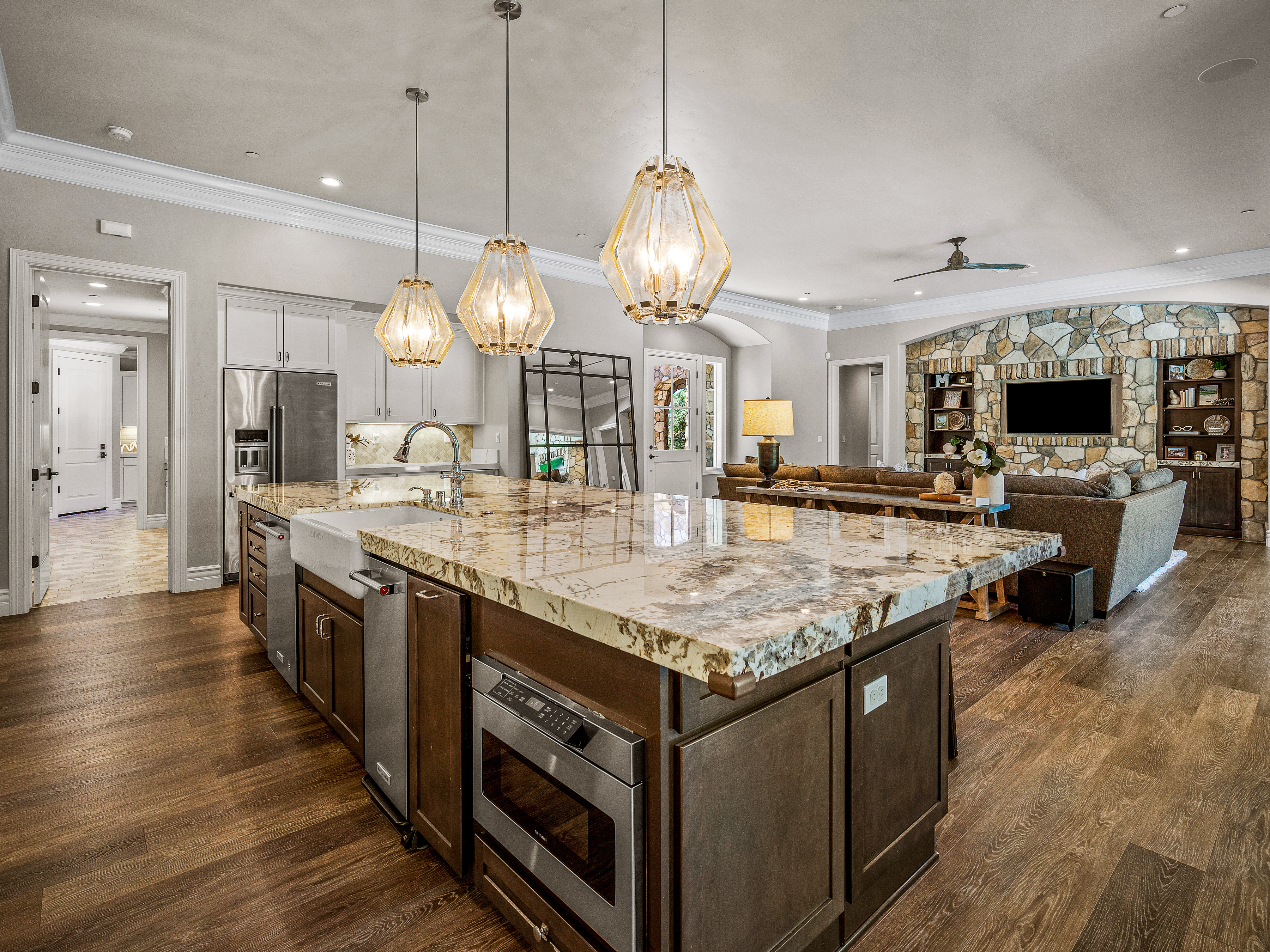 3418 Greenview Drive 