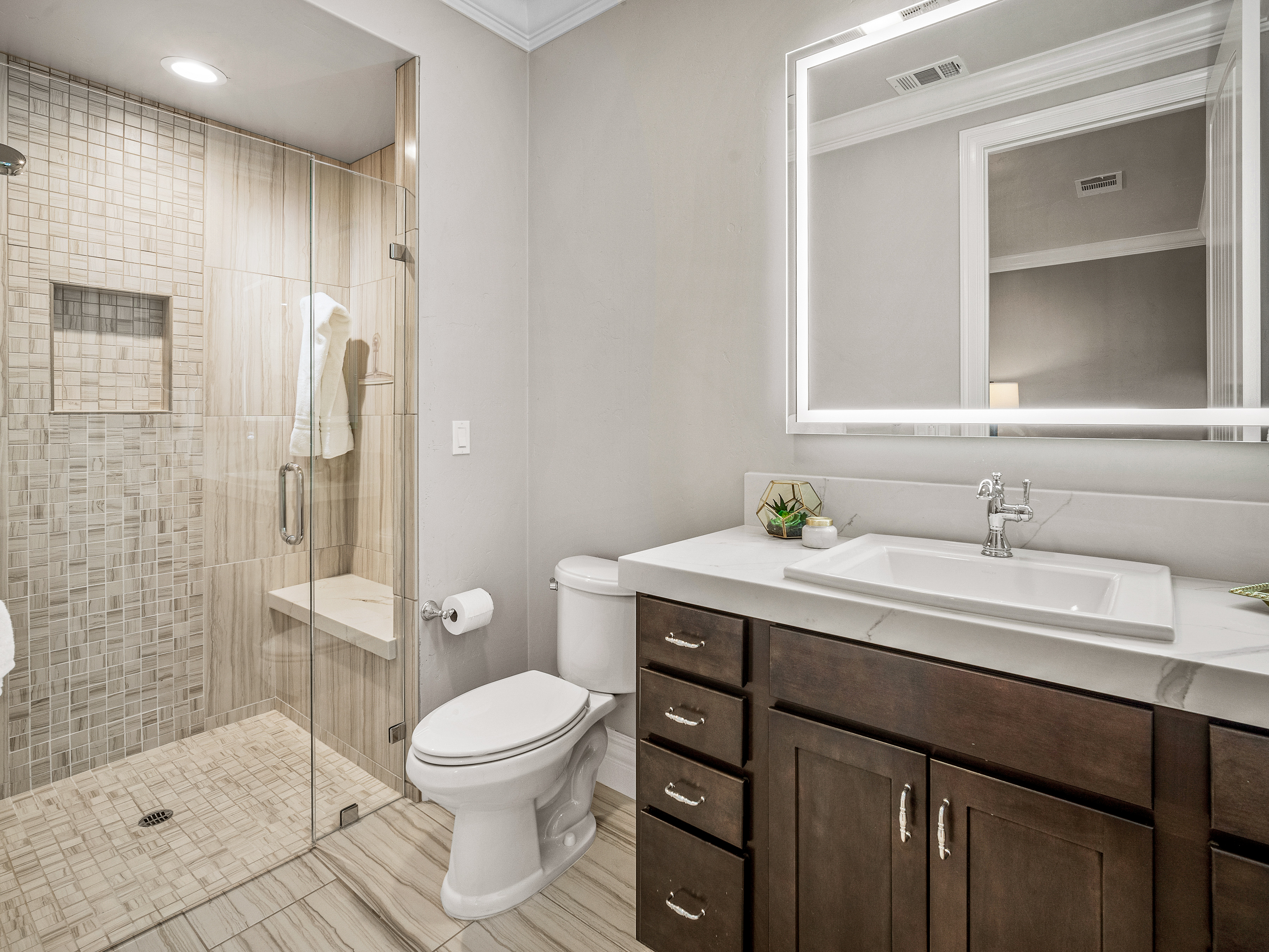 3418 Greenview Drive 