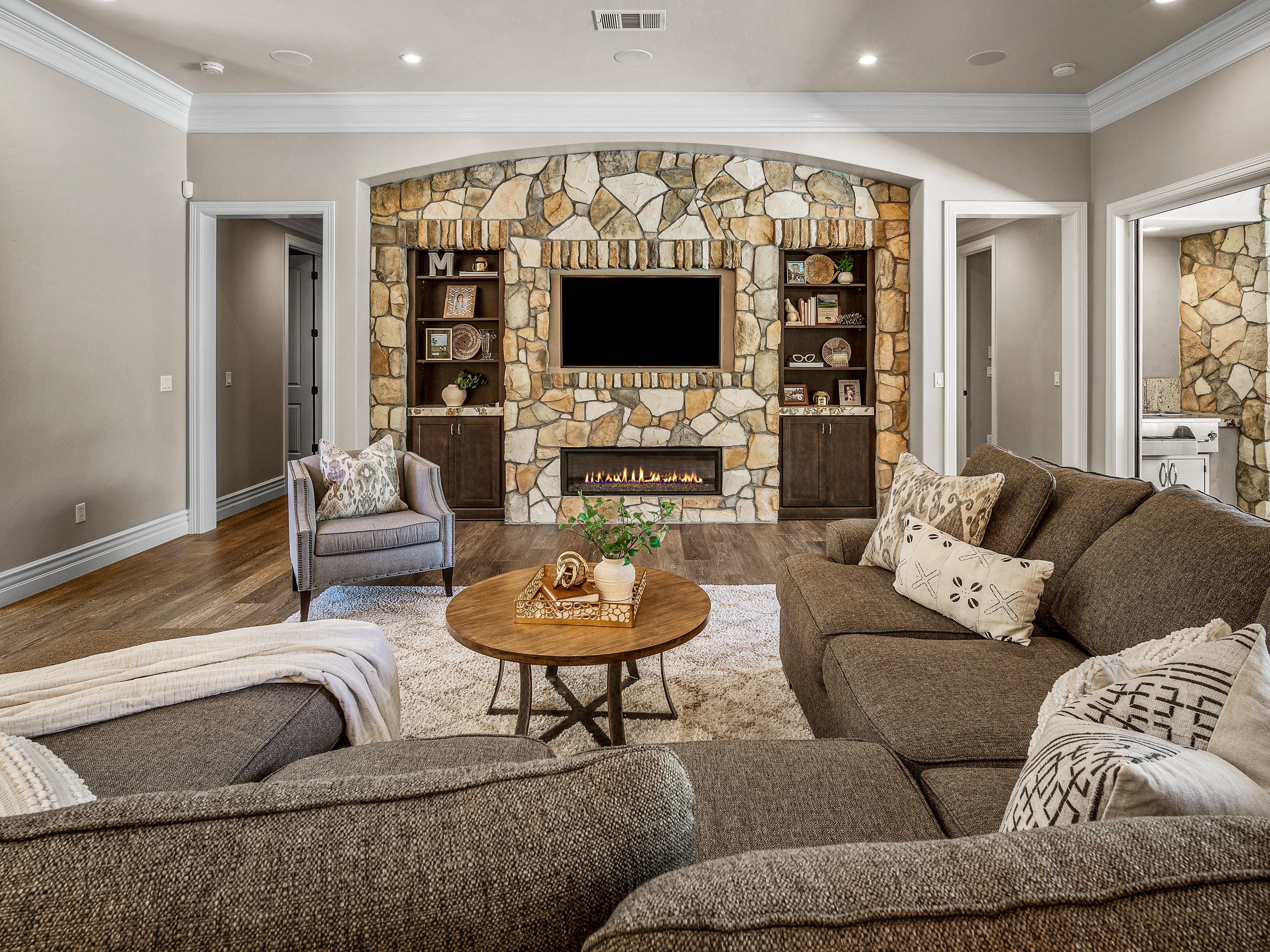 3418 Greenview Drive 
