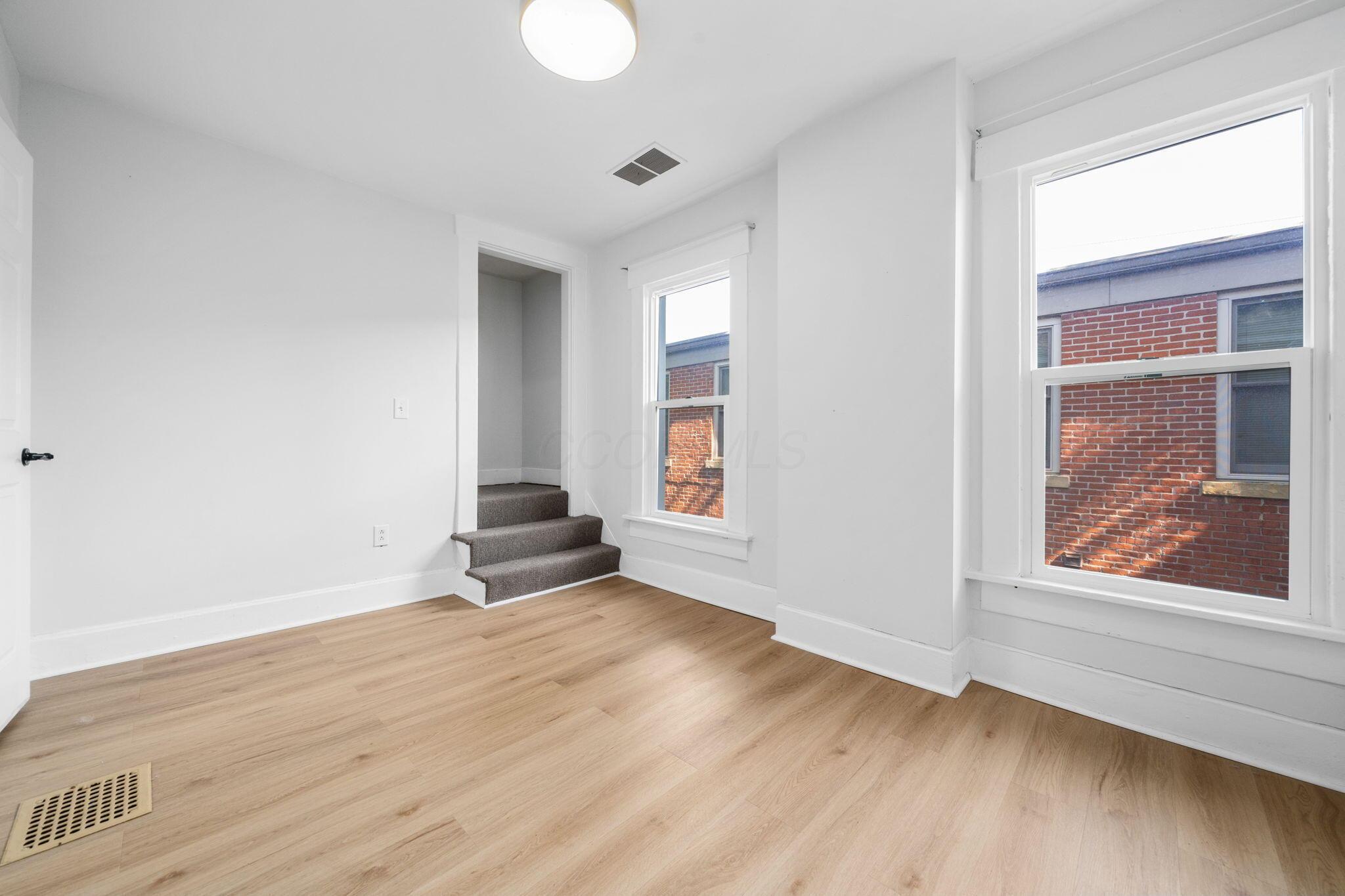 31-33 Linwood Avenue