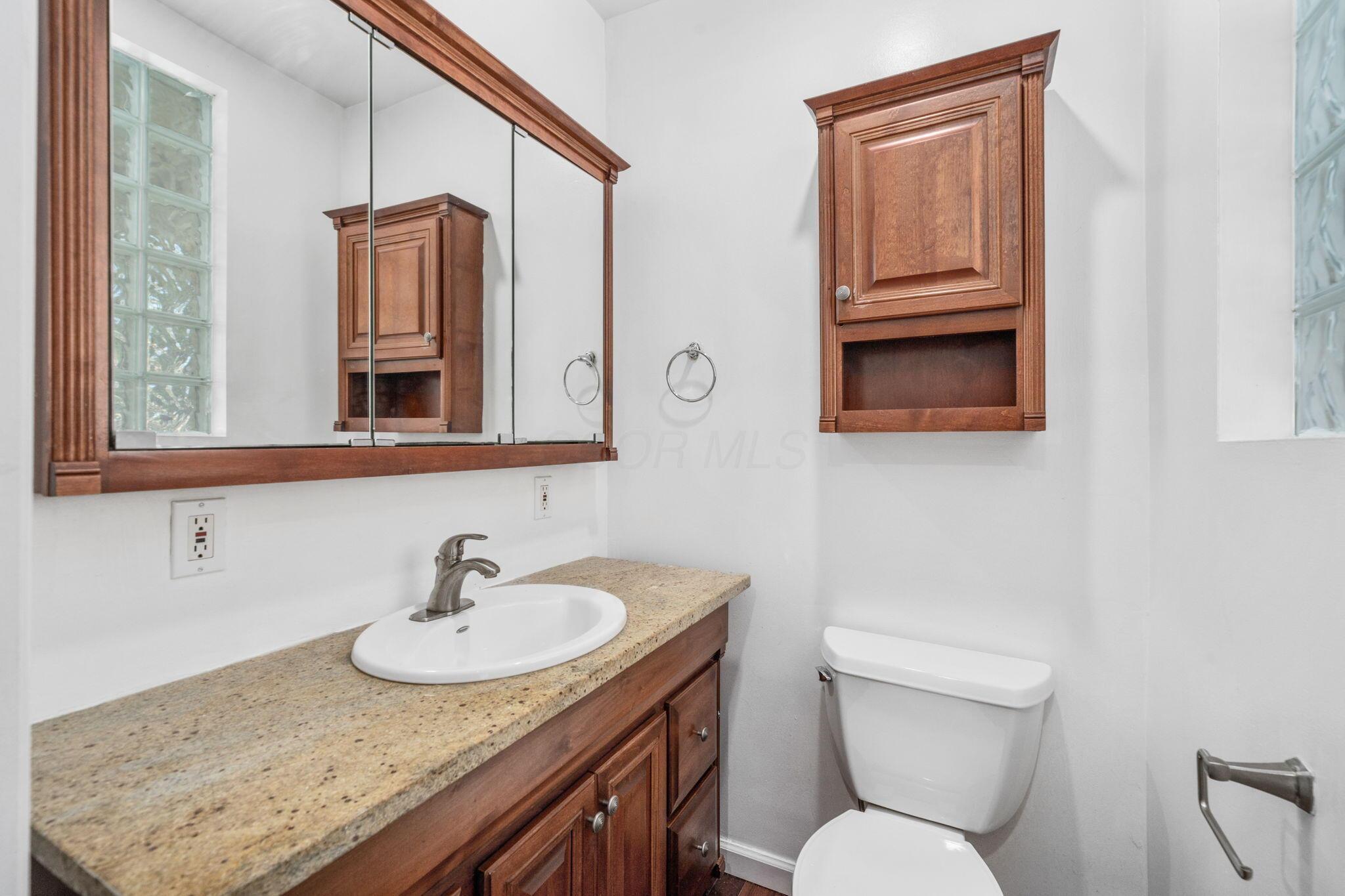31-33 Linwood Avenue