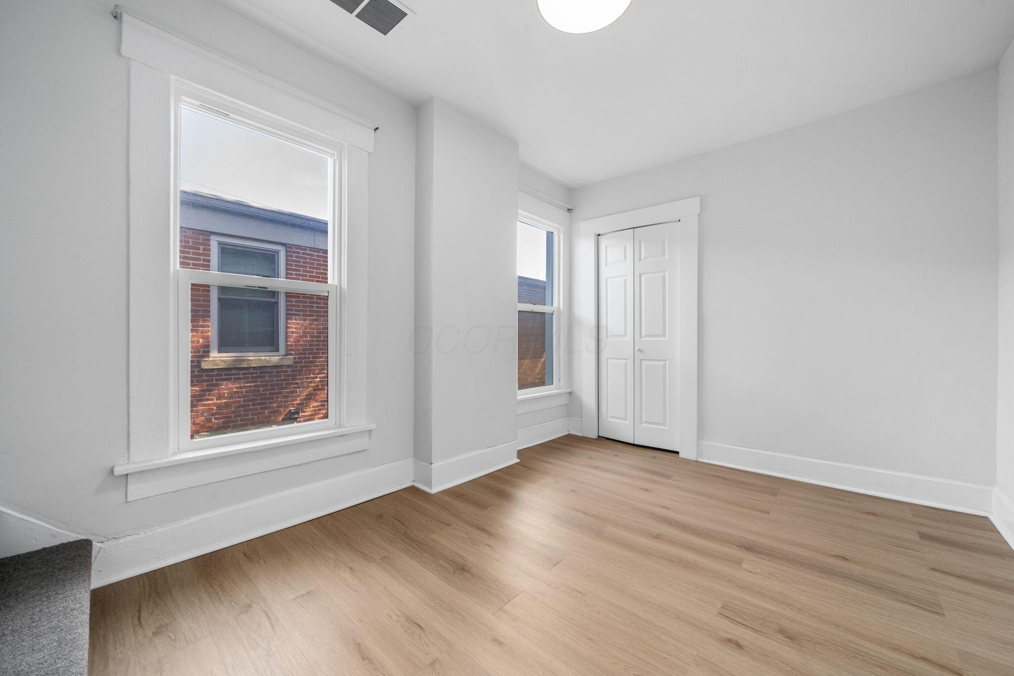 31-33 Linwood Avenue