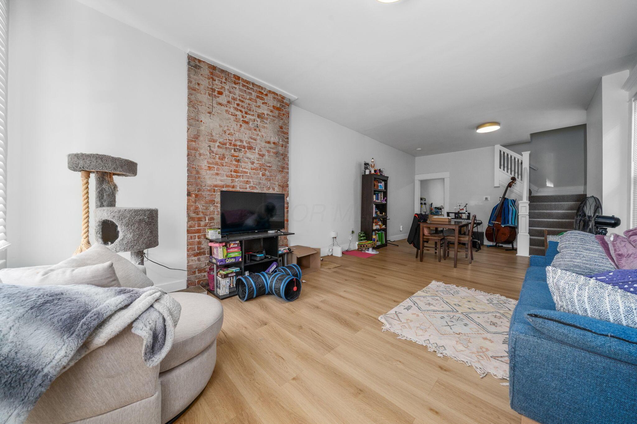 31-33 Linwood Avenue