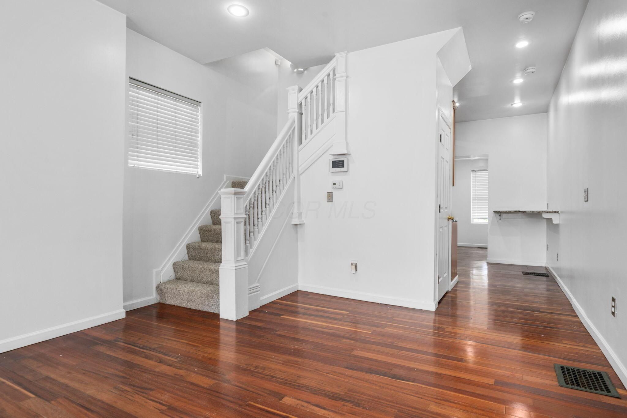 31-33 Linwood Avenue