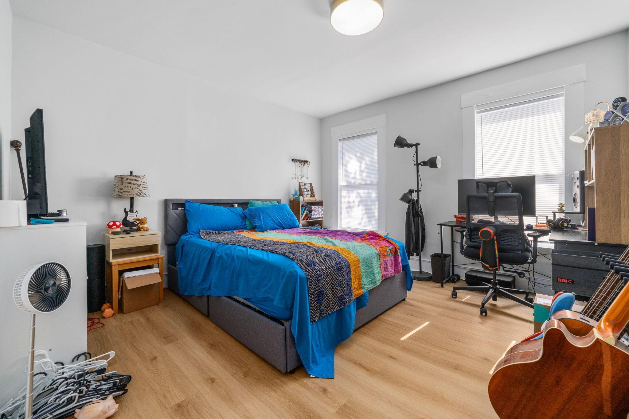 31-33 Linwood Avenue