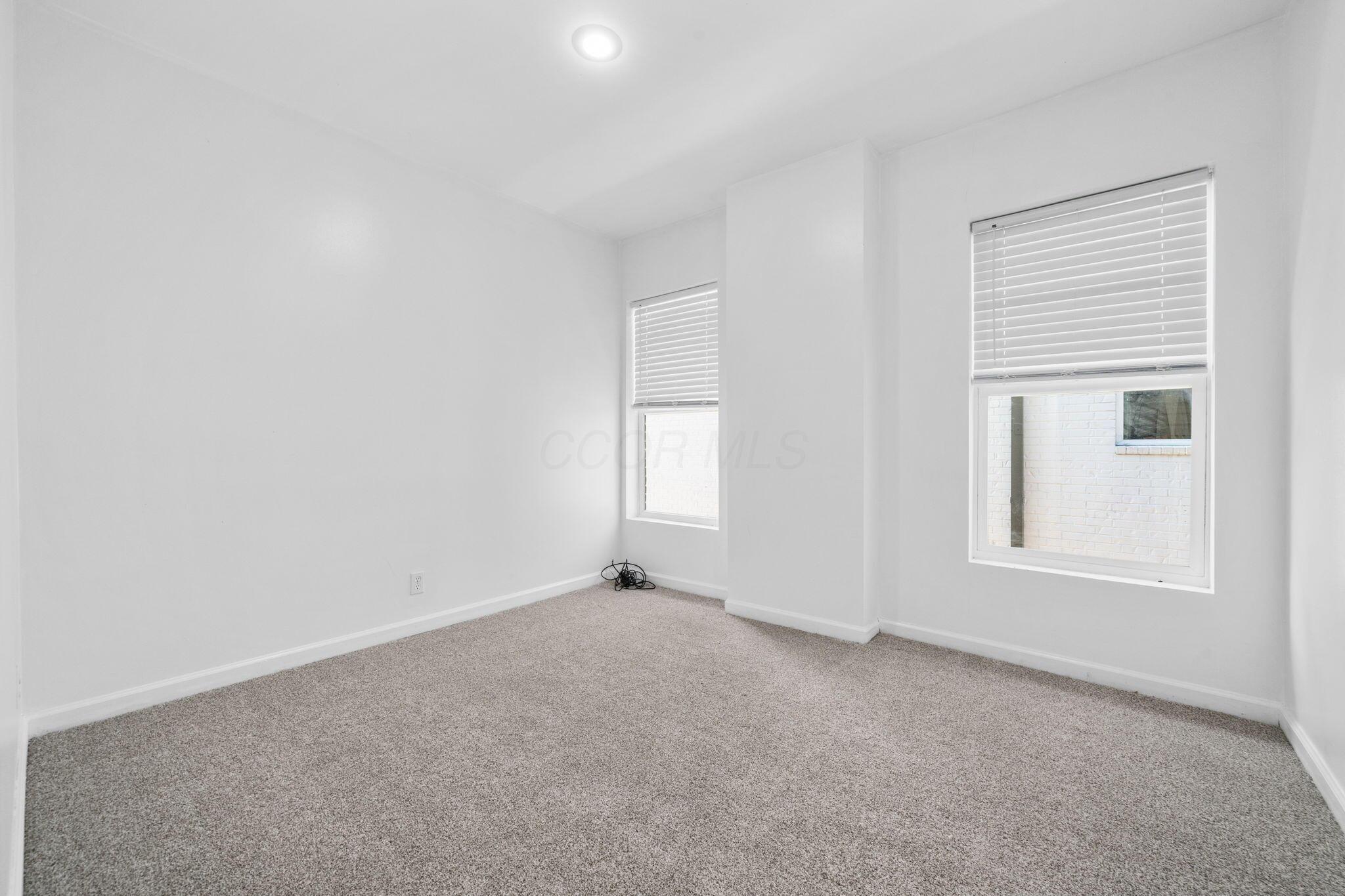 31-33 Linwood Avenue