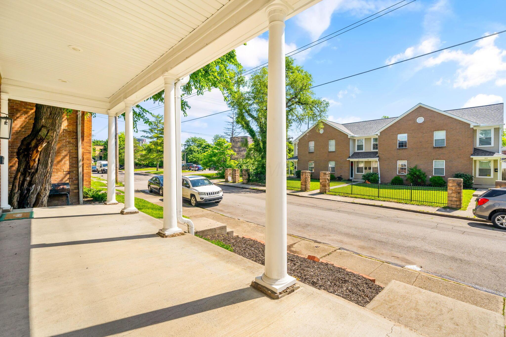 31-33 Linwood Avenue