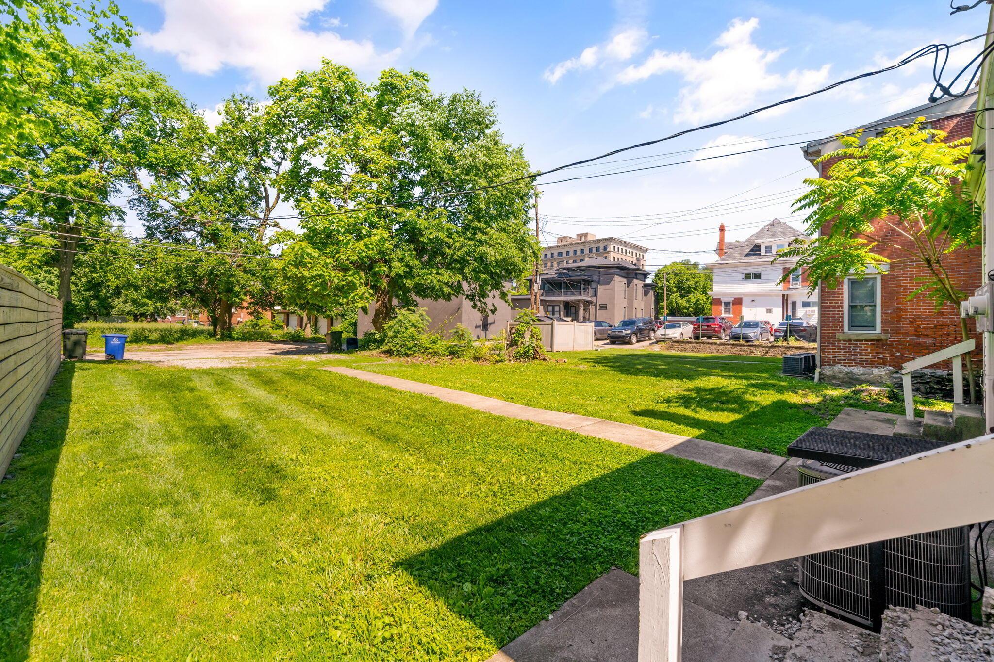 31-33 Linwood Avenue