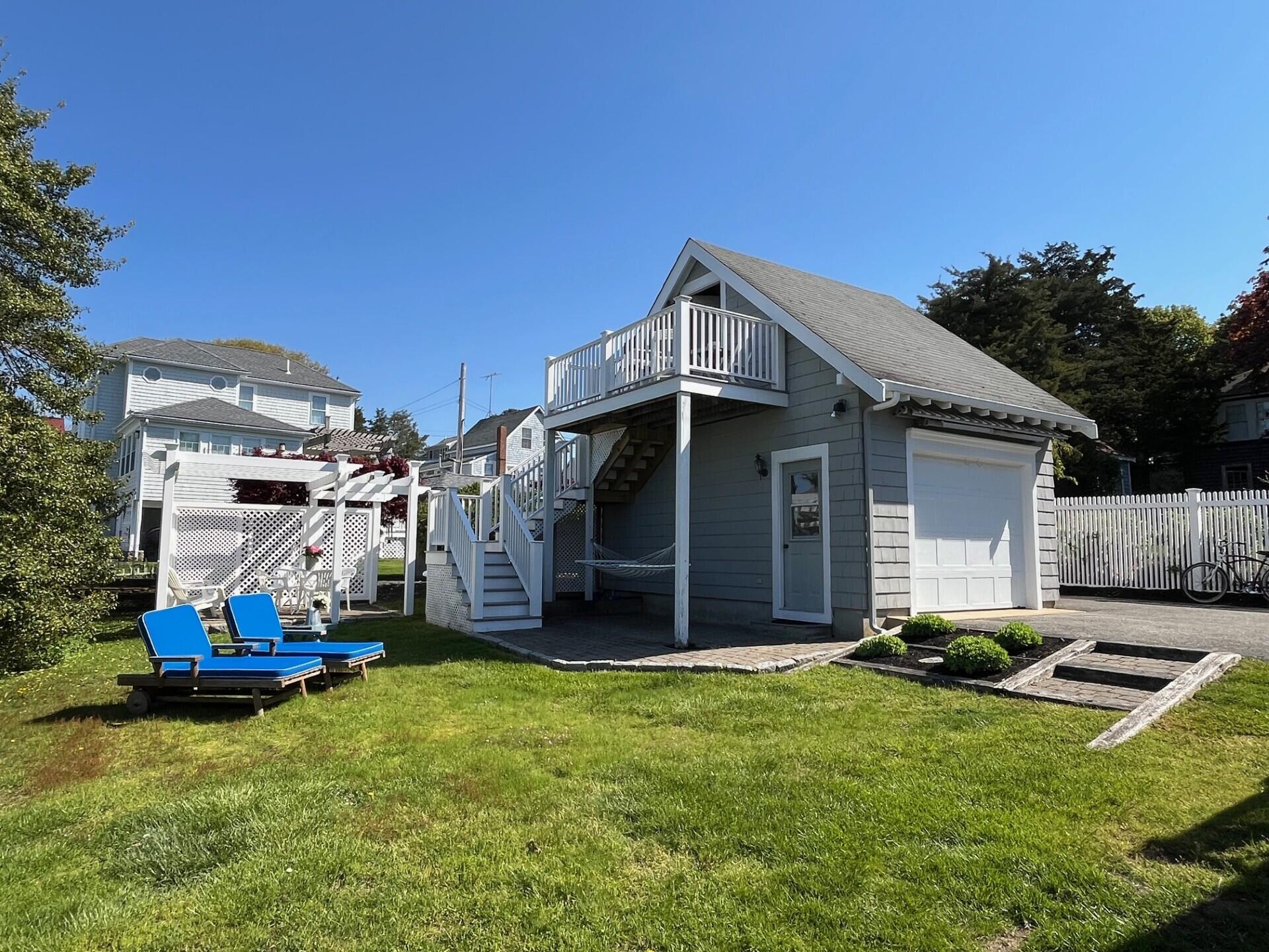 52 Circuit Avenue