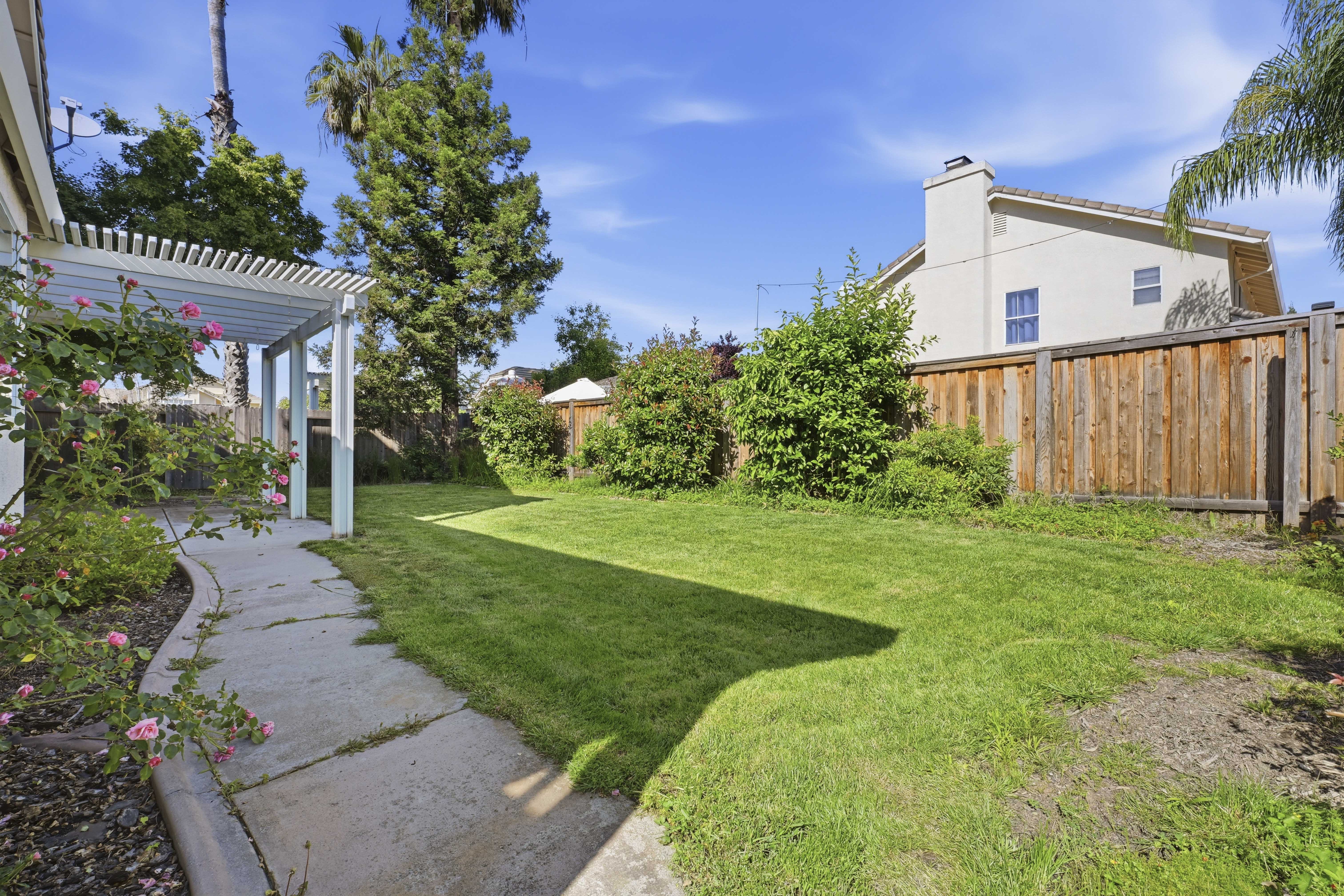 1240 Camino Capistrano 